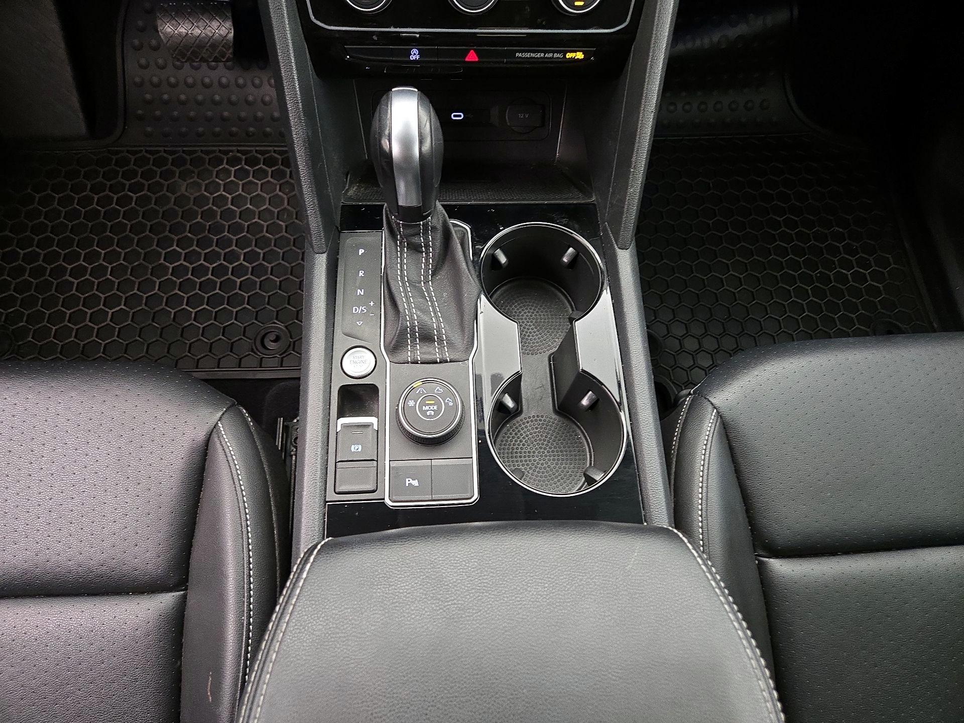 Thumbnail: 2022 Volkswagen Atlas - 17