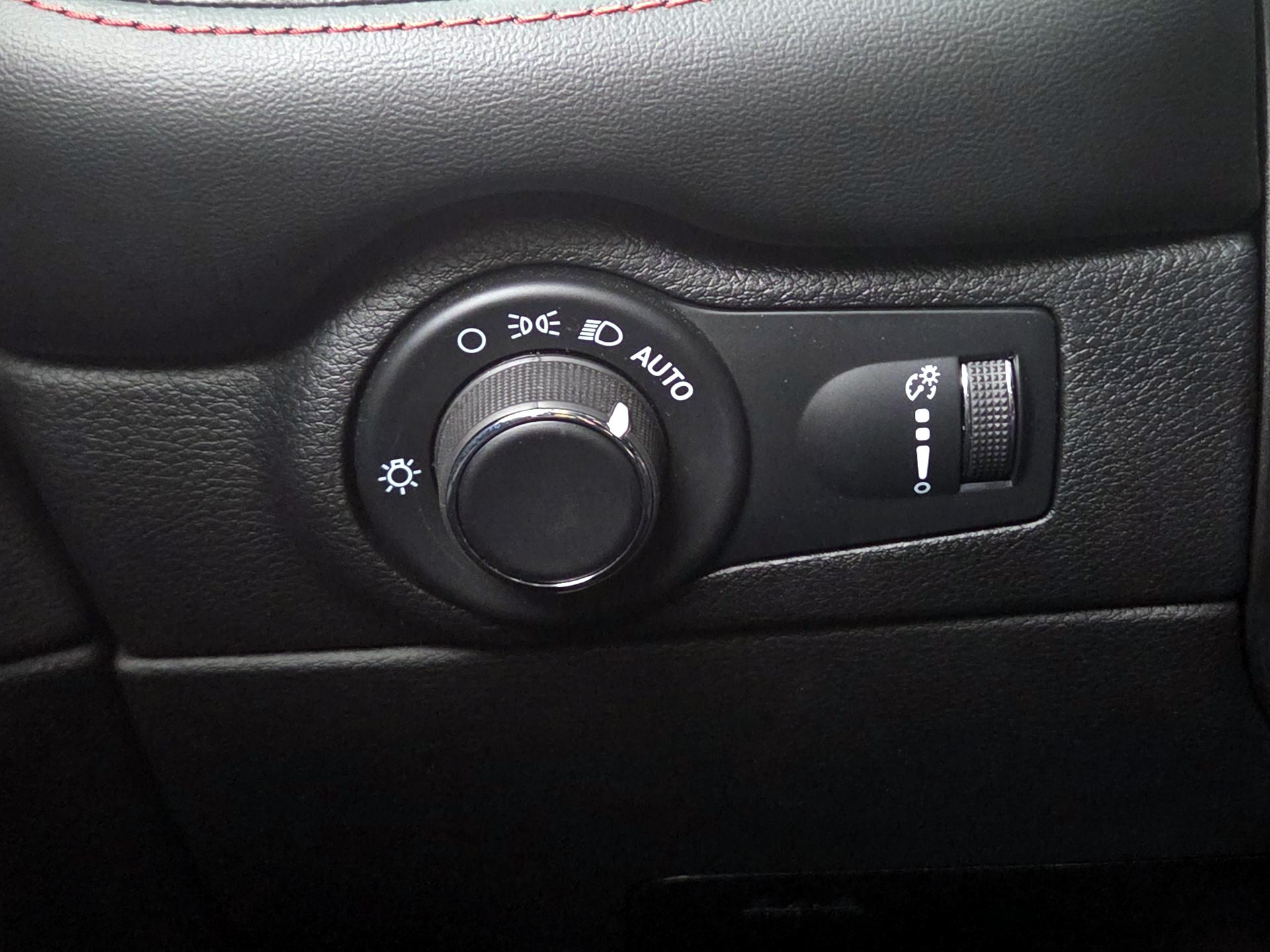 Thumbnail: 2023 Dodge Durango - 13