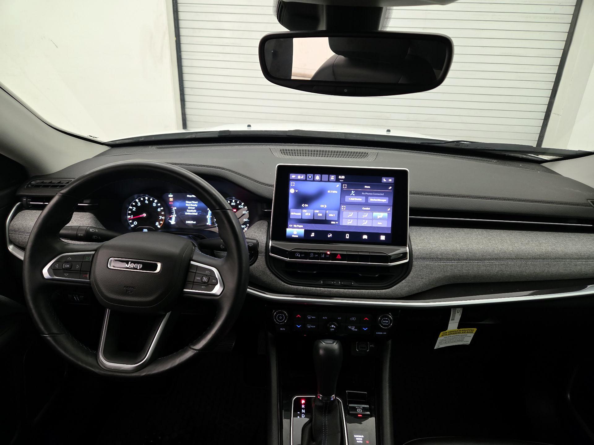 Thumbnail: 2022 Jeep Compass - 9