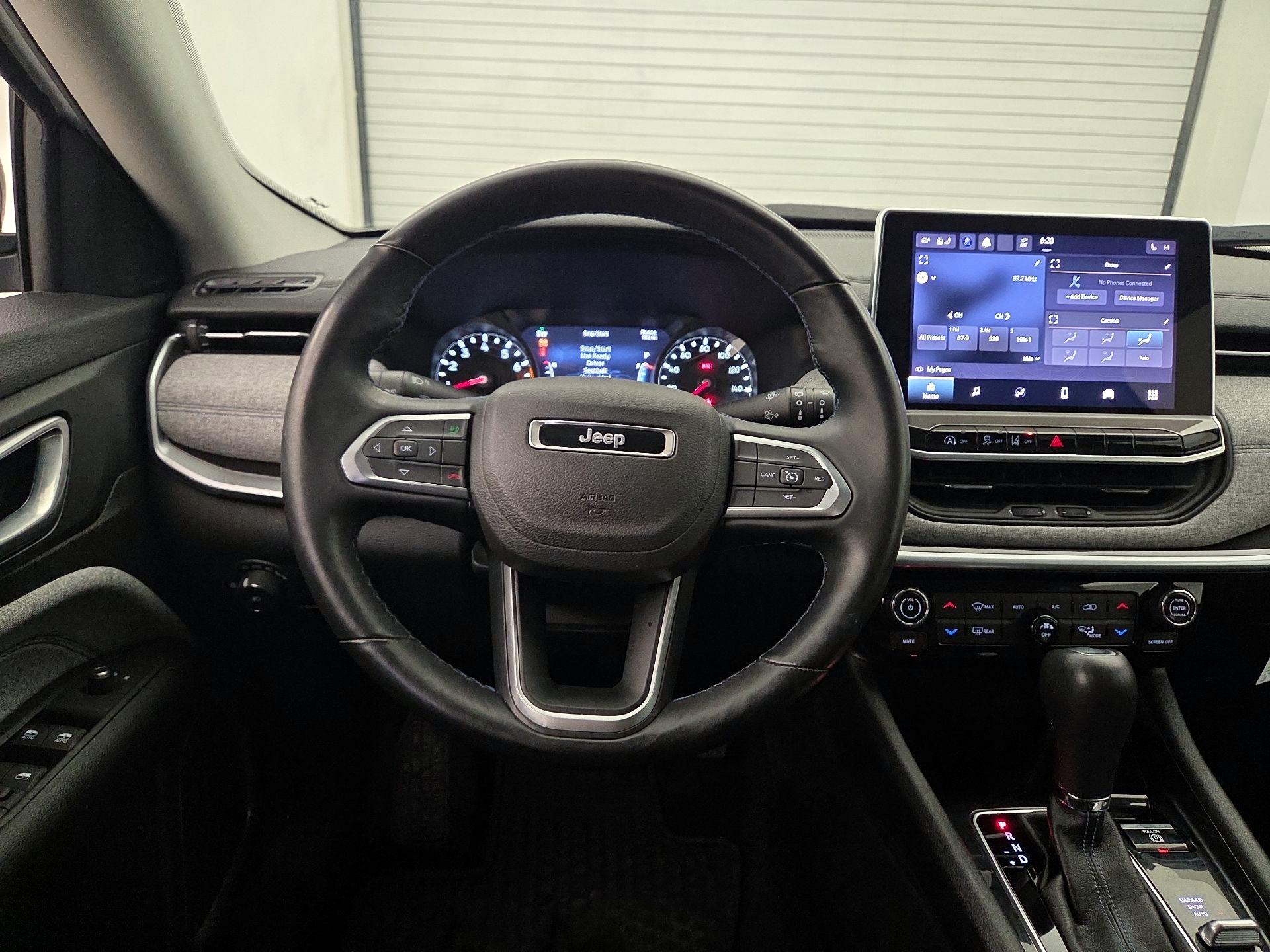 Thumbnail: 2022 Jeep Compass - 10