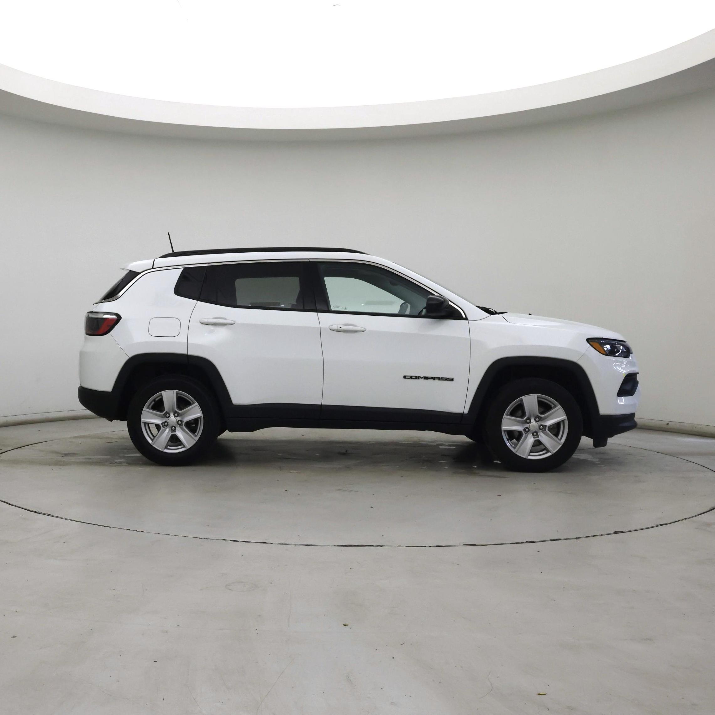 Thumbnail: 2022 Jeep Compass - 7