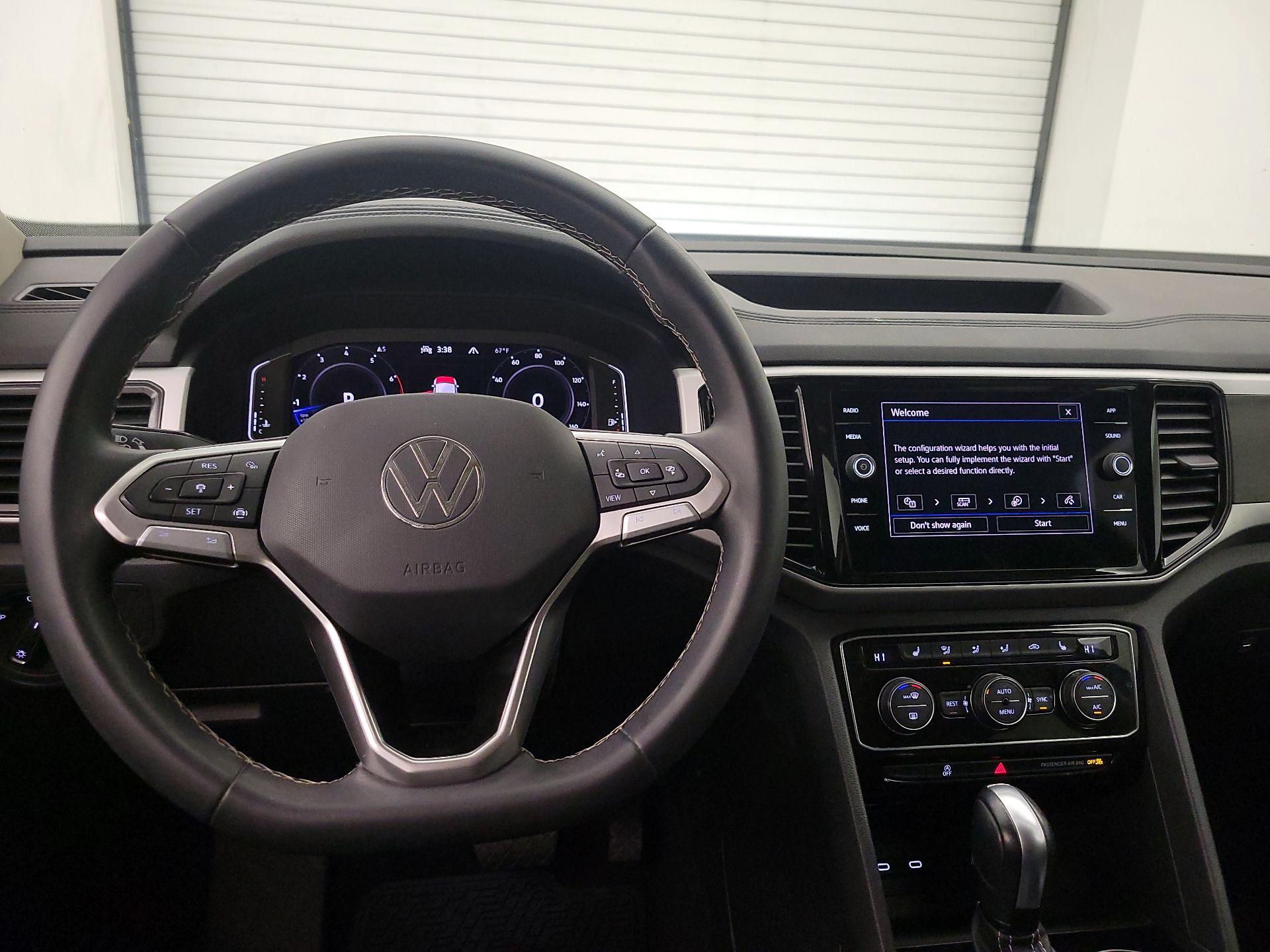 Thumbnail: 2023 Volkswagen Atlas - 10