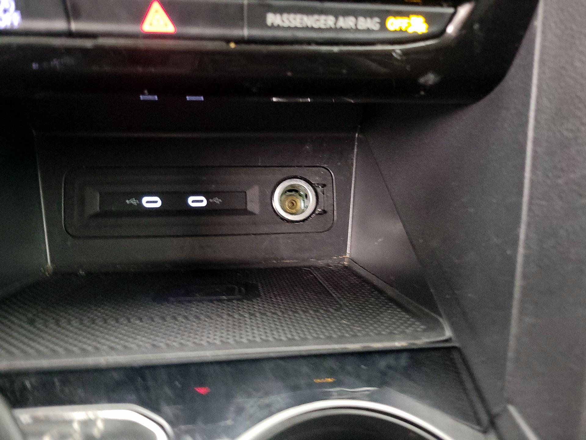 Thumbnail: 2023 Volkswagen Atlas - 18