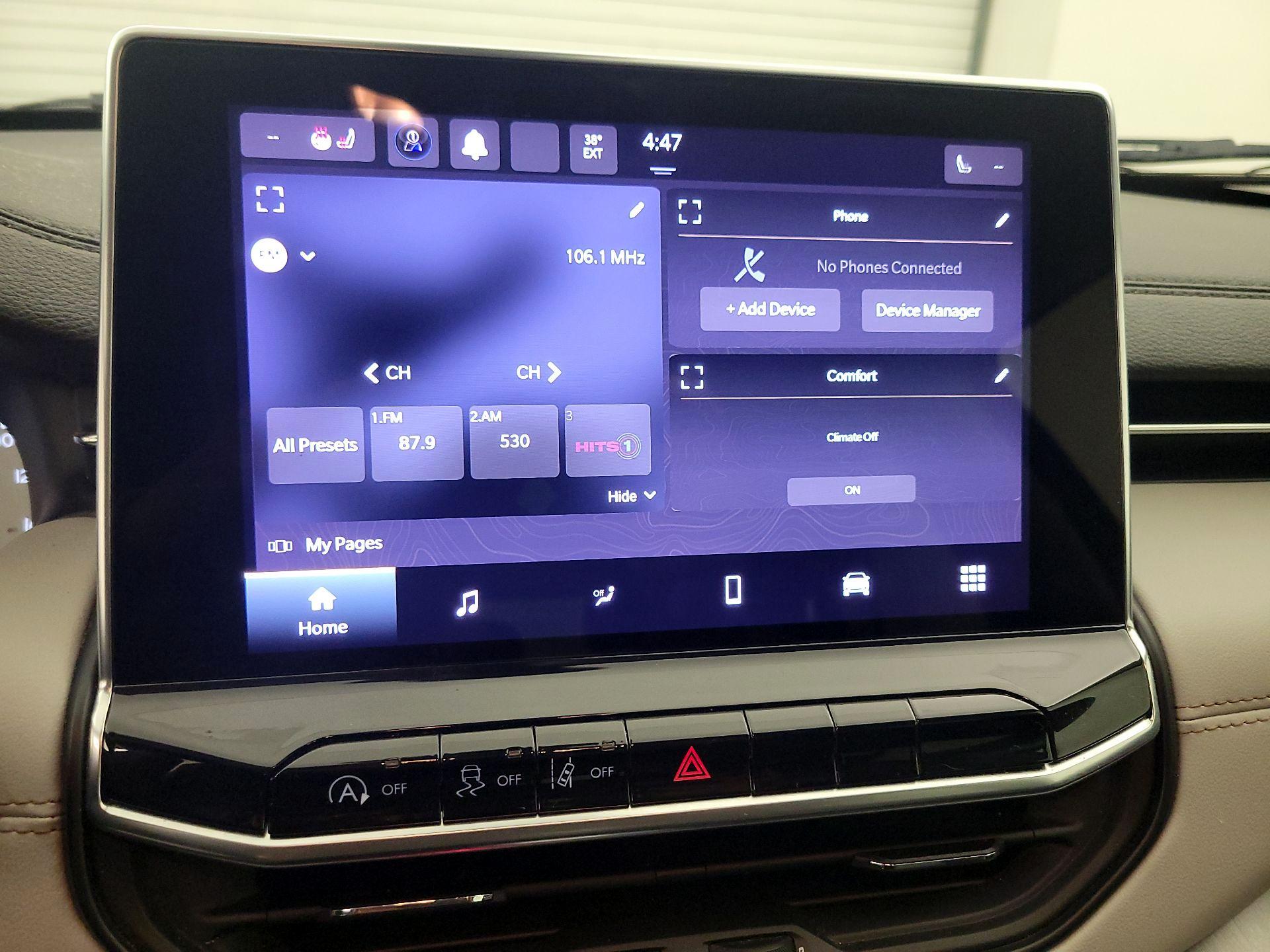 Thumbnail: 2022 Jeep Compass - 15