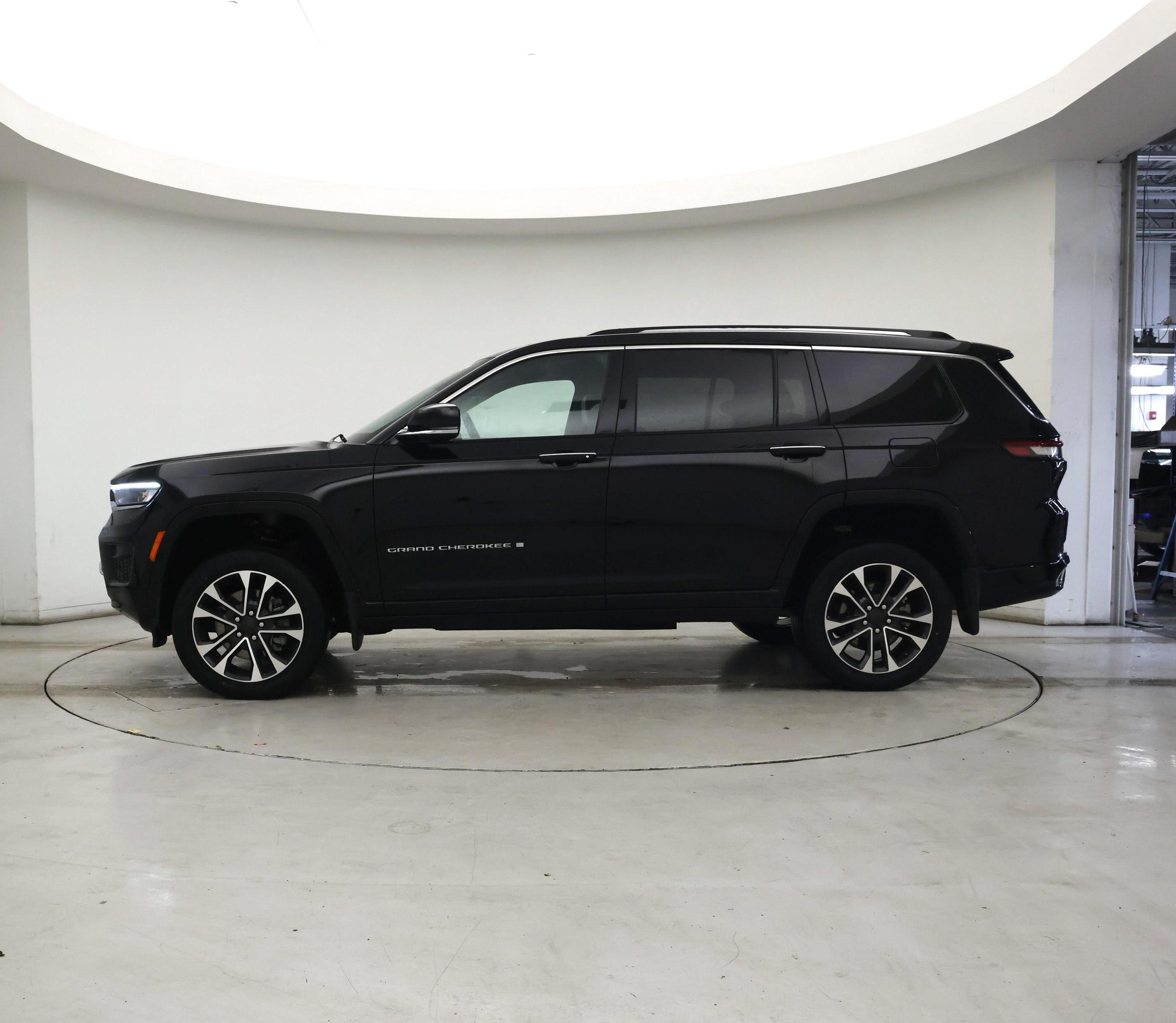 Thumbnail: 2022 Jeep Grand Cherokee L - 3