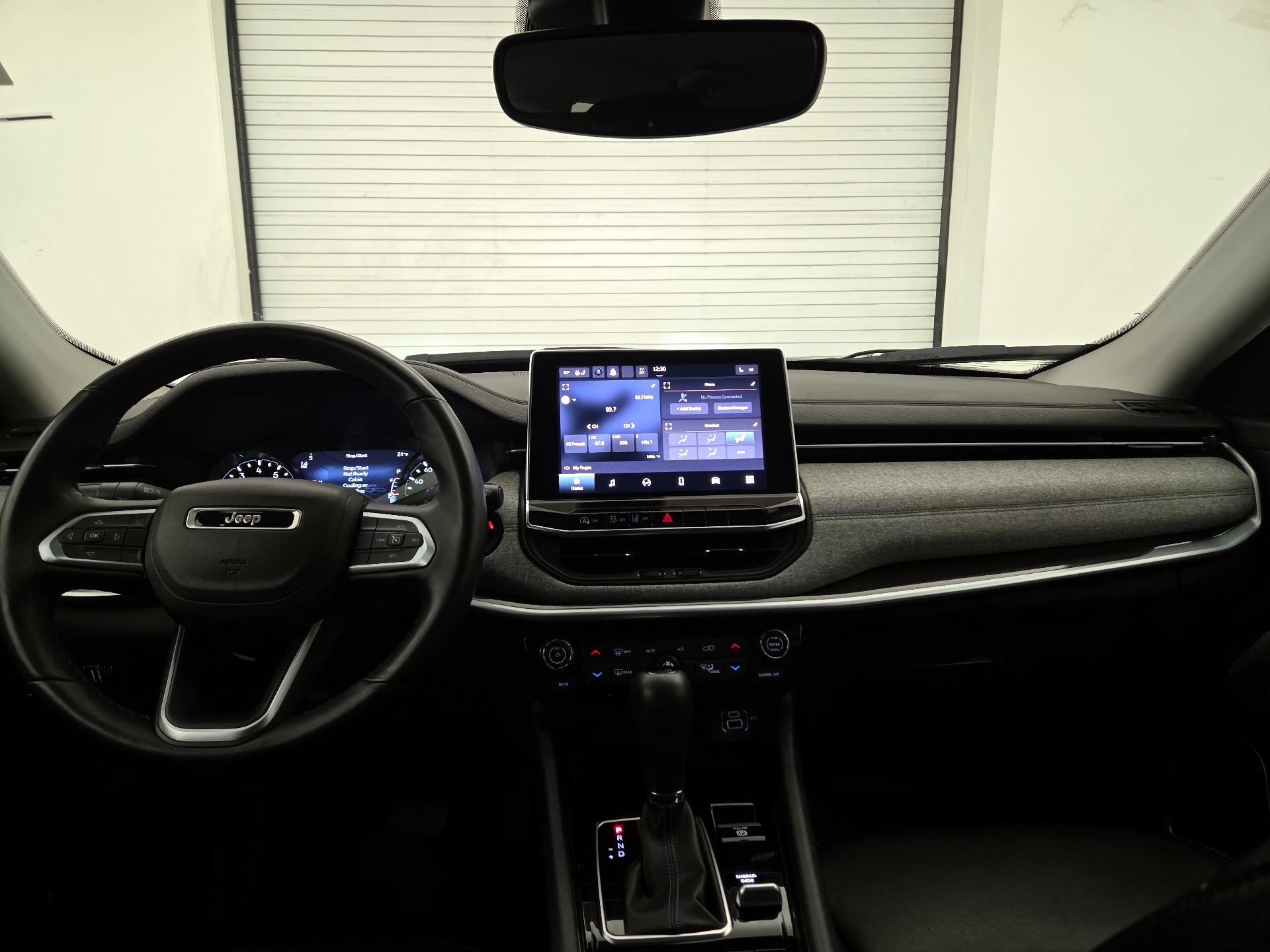 Thumbnail: 2022 Jeep Compass - 9