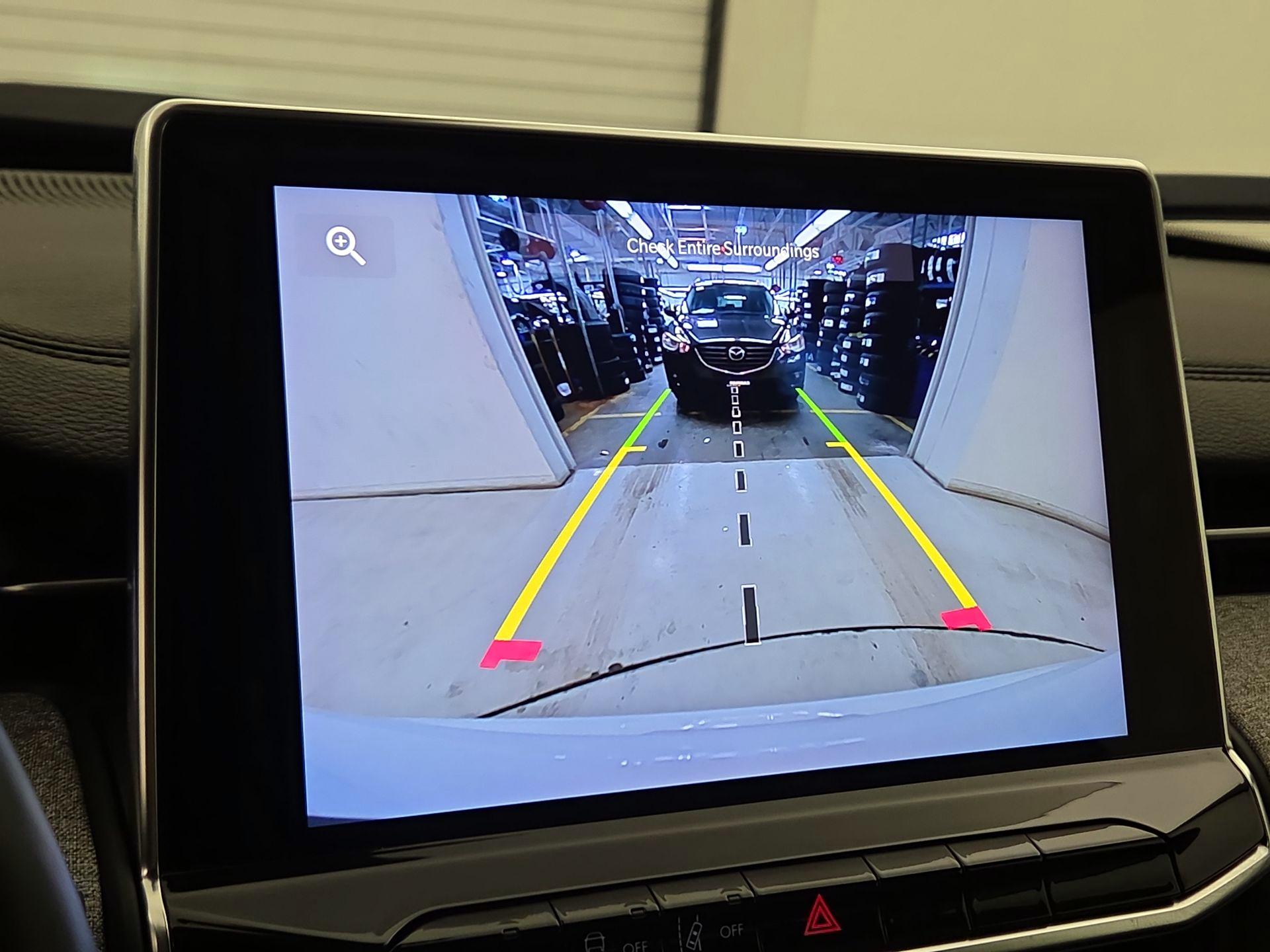 Thumbnail: 2022 Jeep Compass - 14