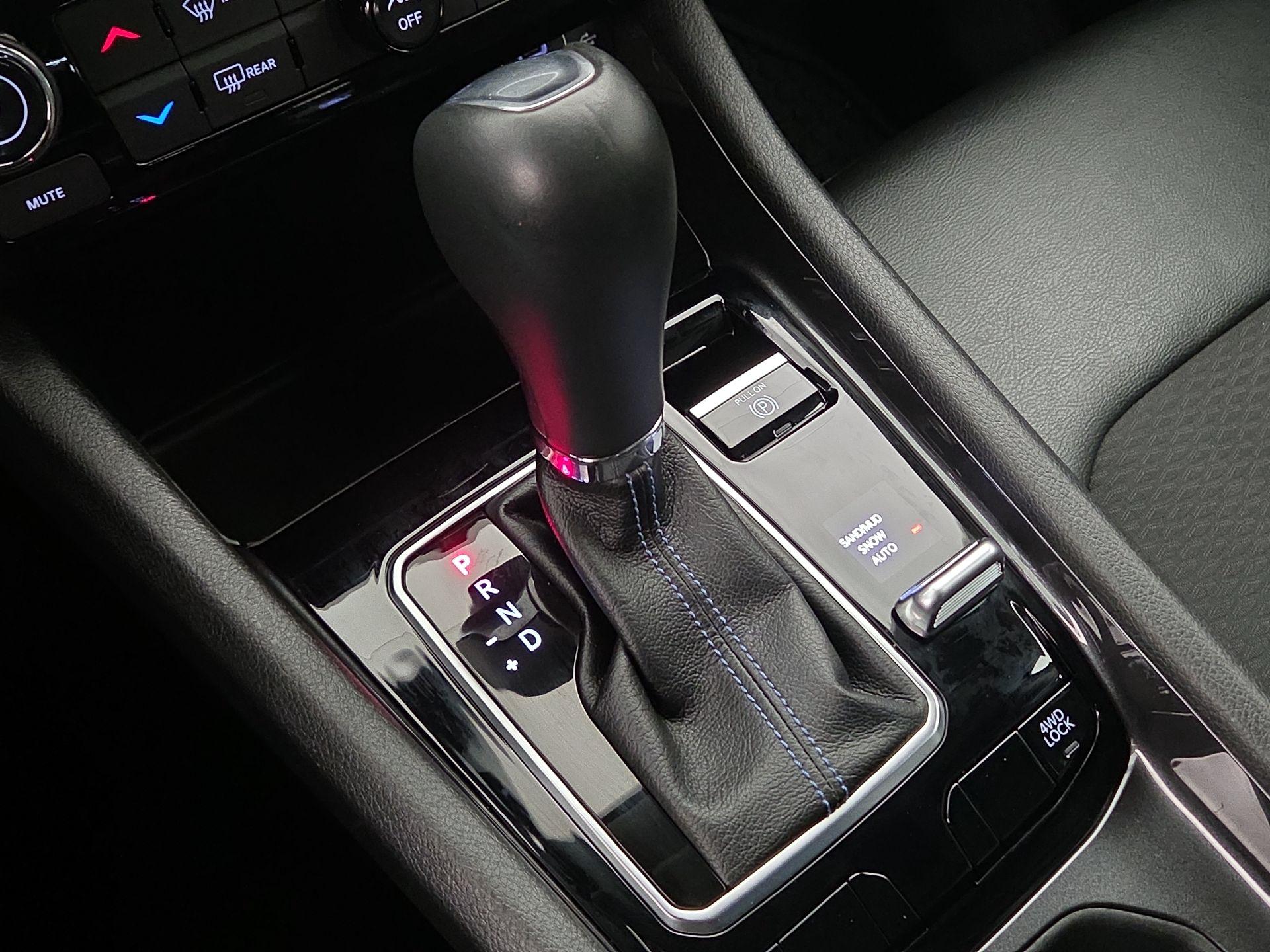 Thumbnail: 2022 Jeep Compass - 17