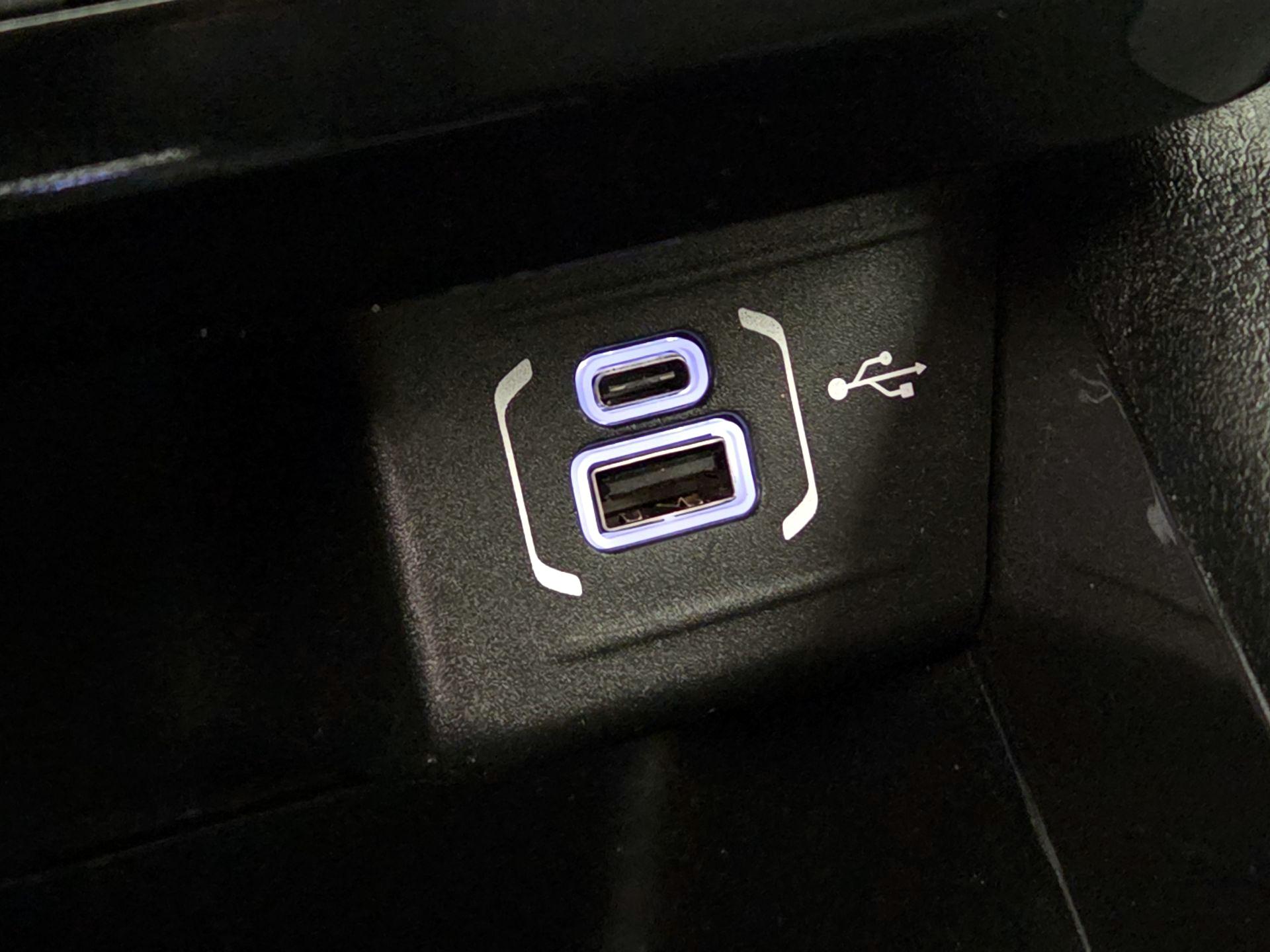 Thumbnail: 2022 Jeep Compass - 18