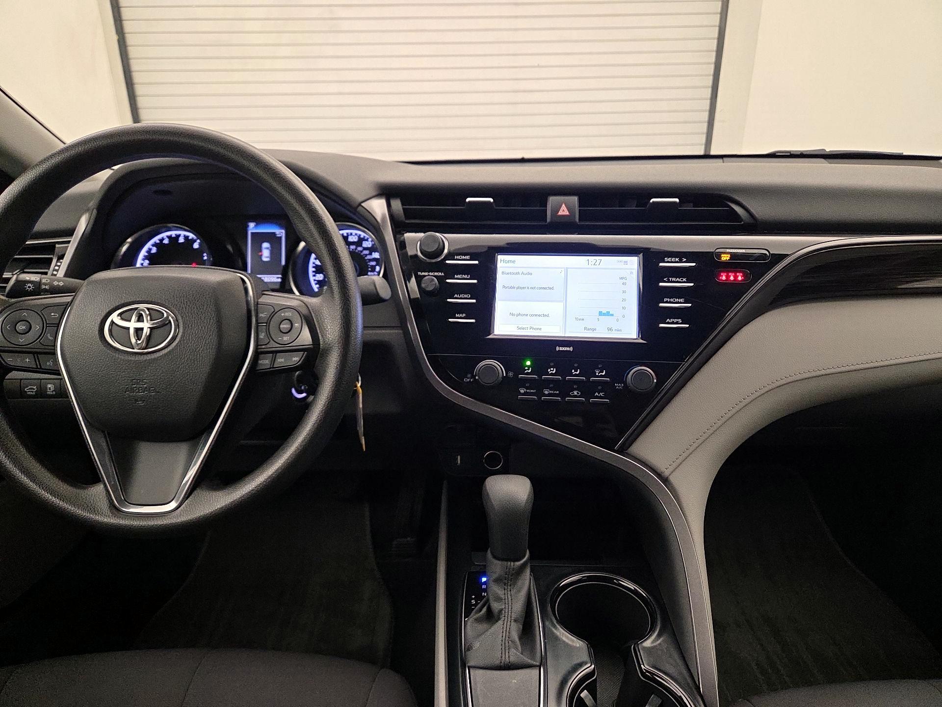 Thumbnail: 2020 Toyota Camry - 9