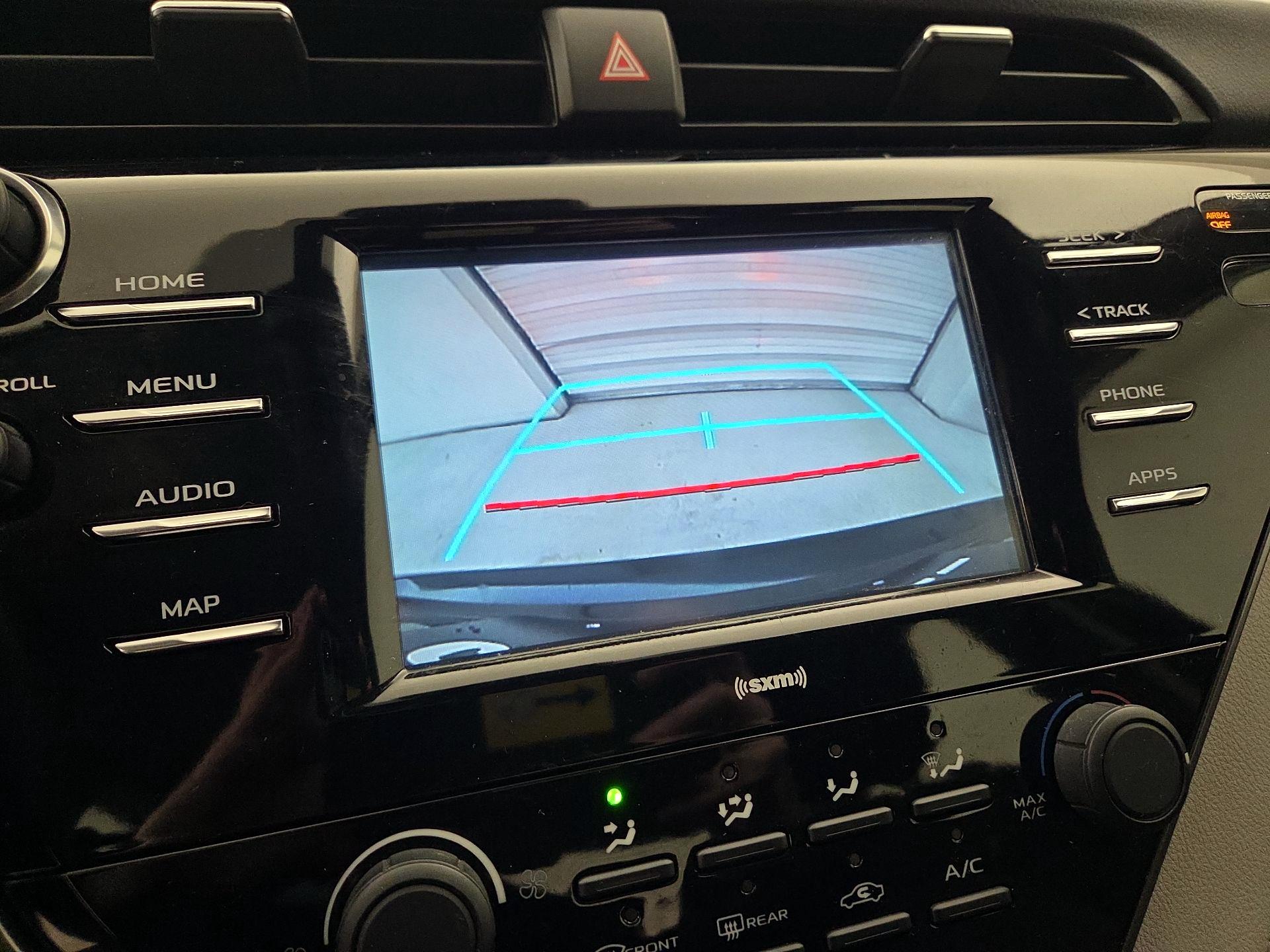 Thumbnail: 2020 Toyota Camry - 13