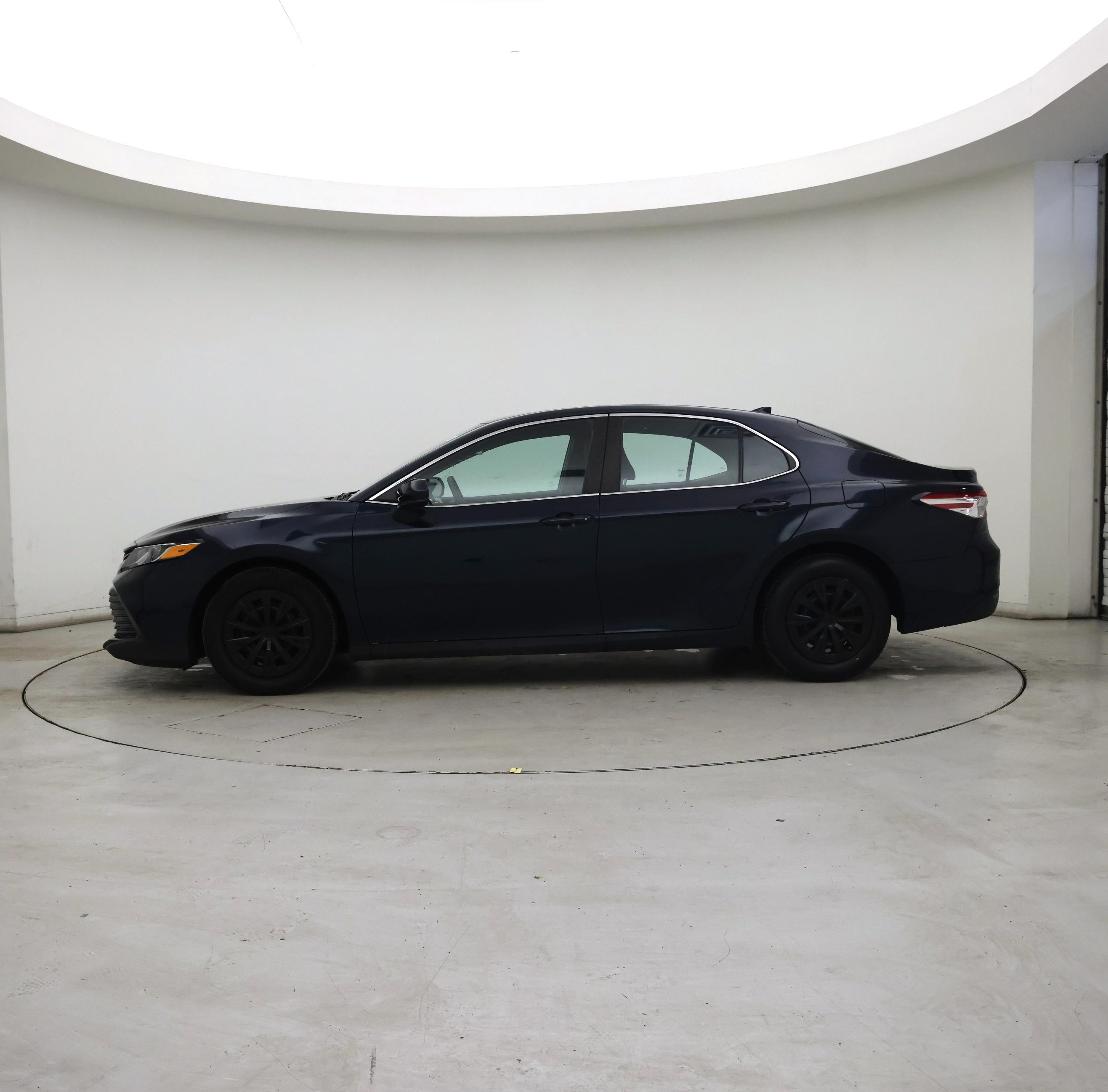 Thumbnail: 2020 Toyota Camry - 3