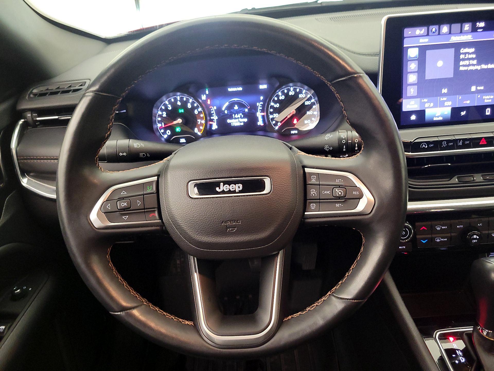 Thumbnail: 2022 Jeep Compass - 10