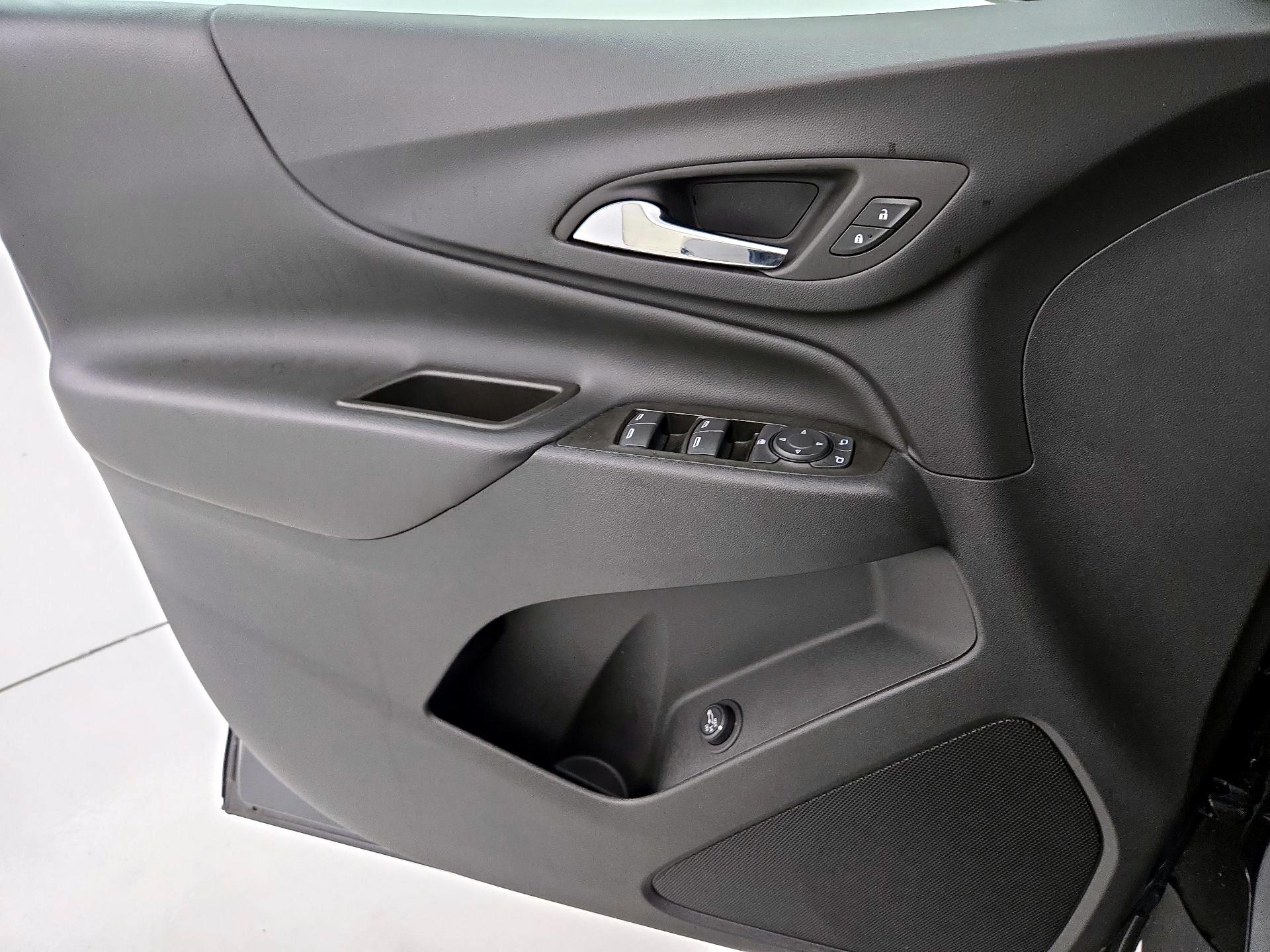 Thumbnail: 2023 Chevrolet Equinox - 12