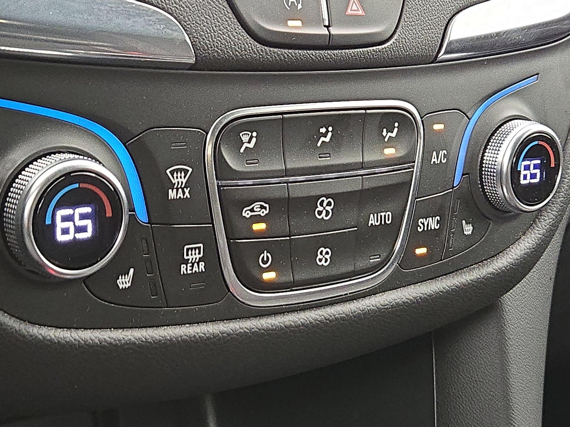 Thumbnail: 2023 Chevrolet Equinox - 16