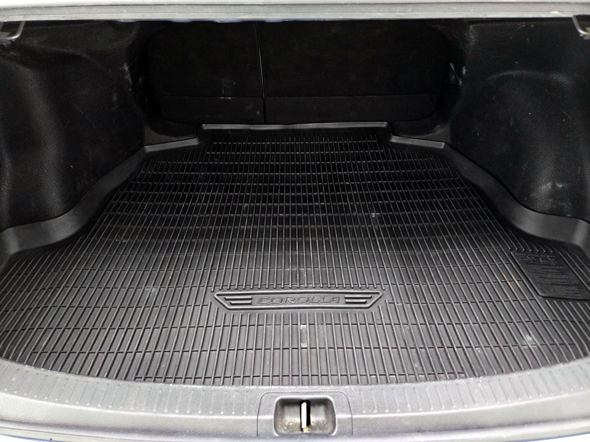 Thumbnail: 2023 Toyota Corolla - 20