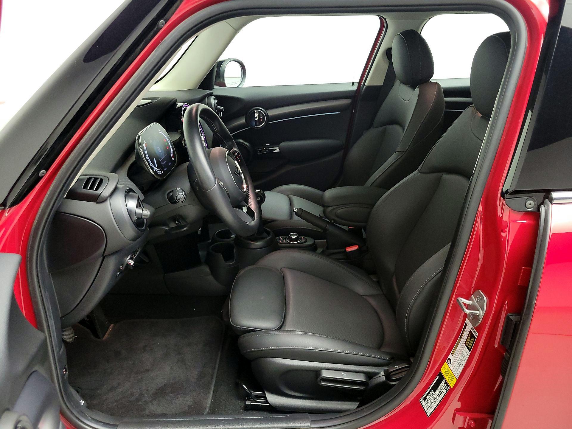 Thumbnail: 2024 MINI Cooper Hardtop - 11