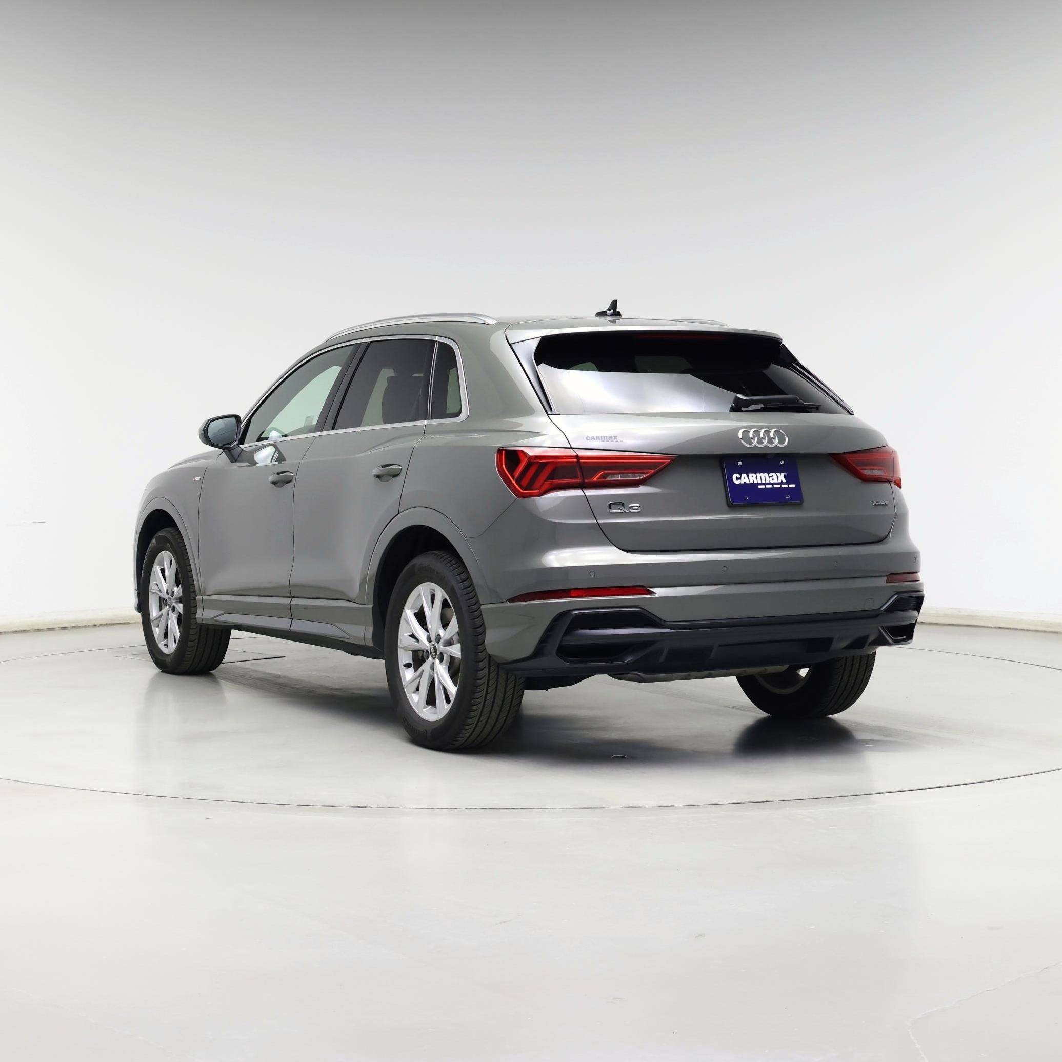 Thumbnail: 2021 Audi Q3 - 2