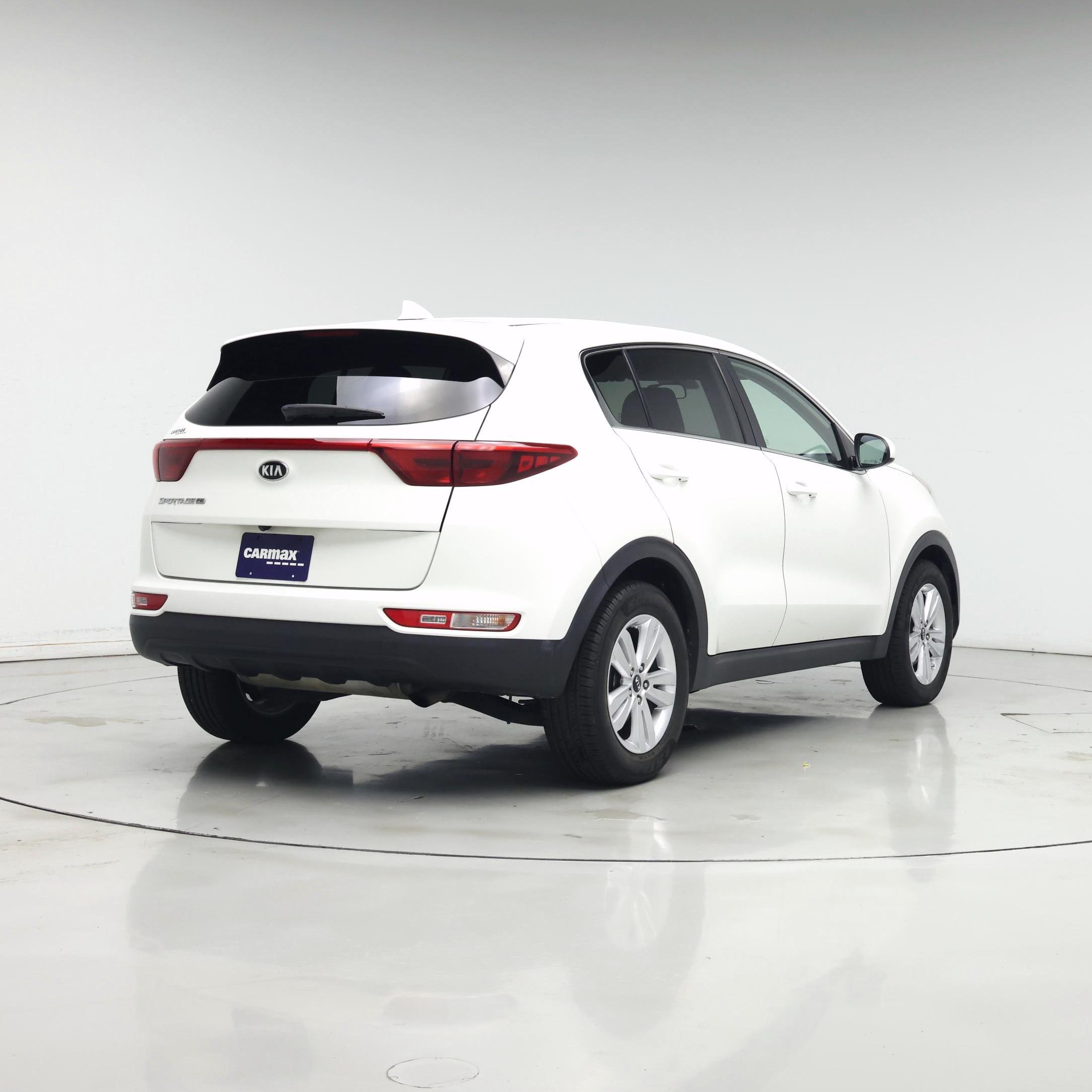 Thumbnail: 2019 Kia Sportage - 8