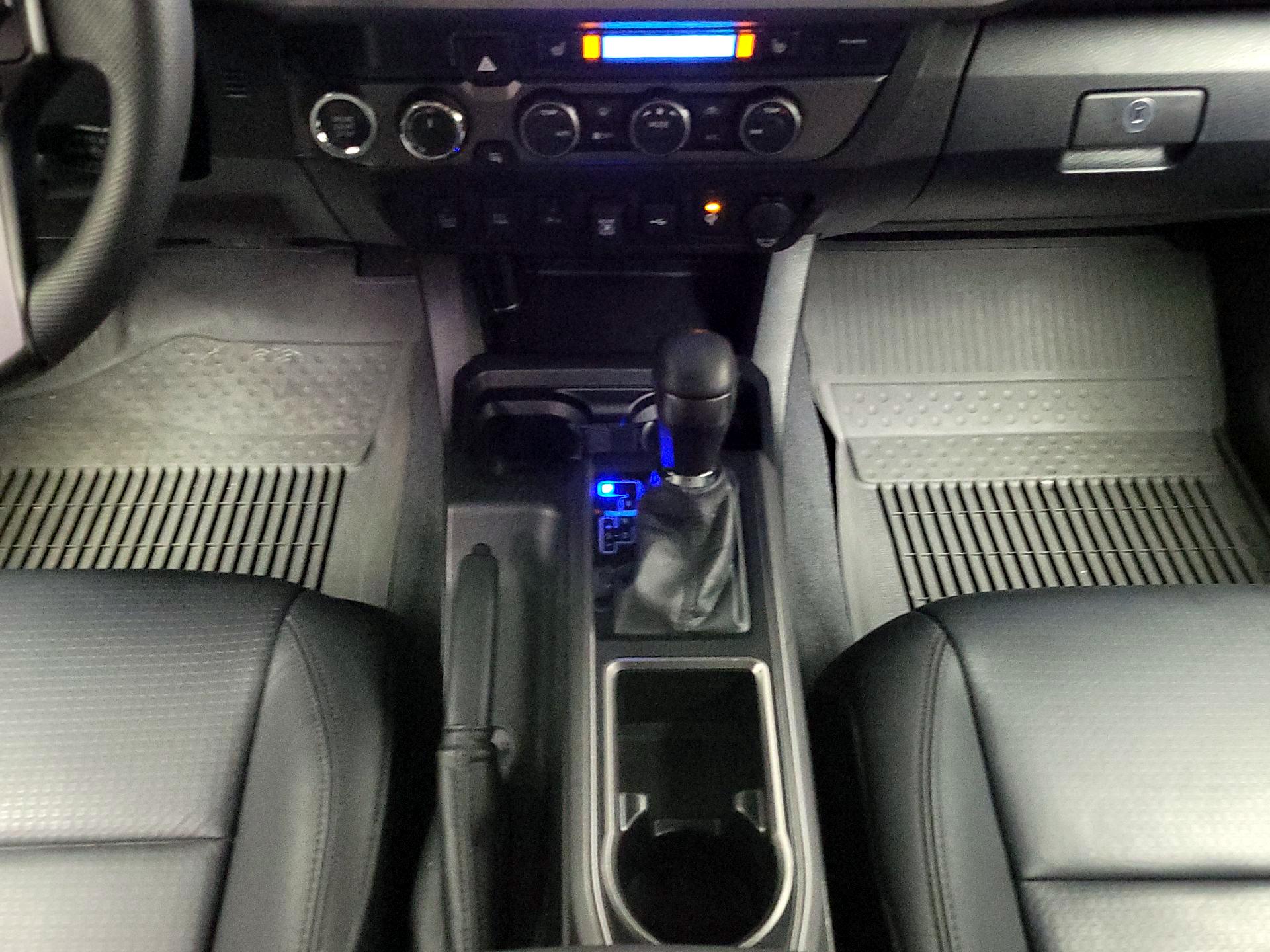 Thumbnail: 2023 Toyota Tacoma - 18