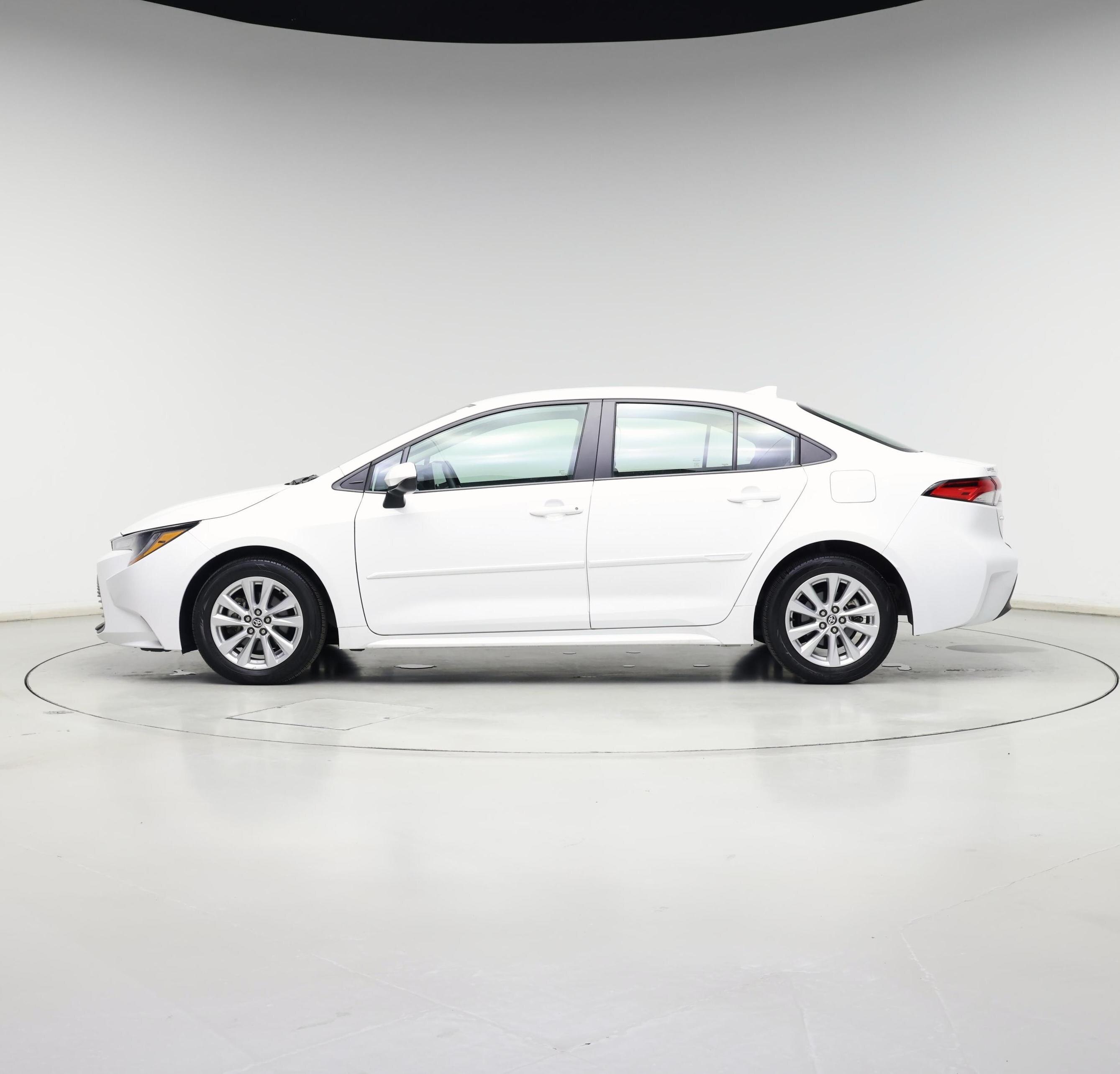 Thumbnail: 2025 Toyota Corolla - 3