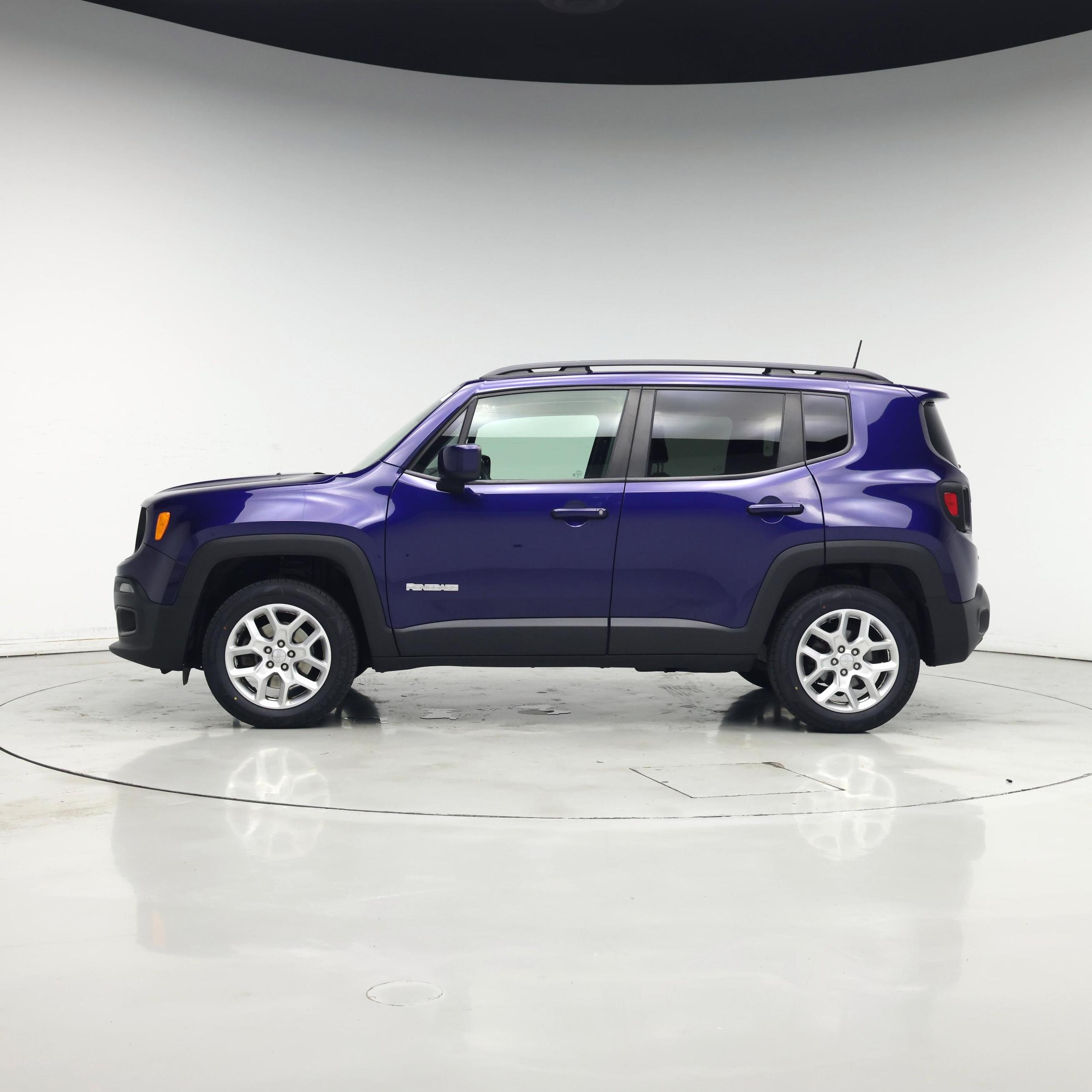 Thumbnail: 2018 Jeep Renegade - 3