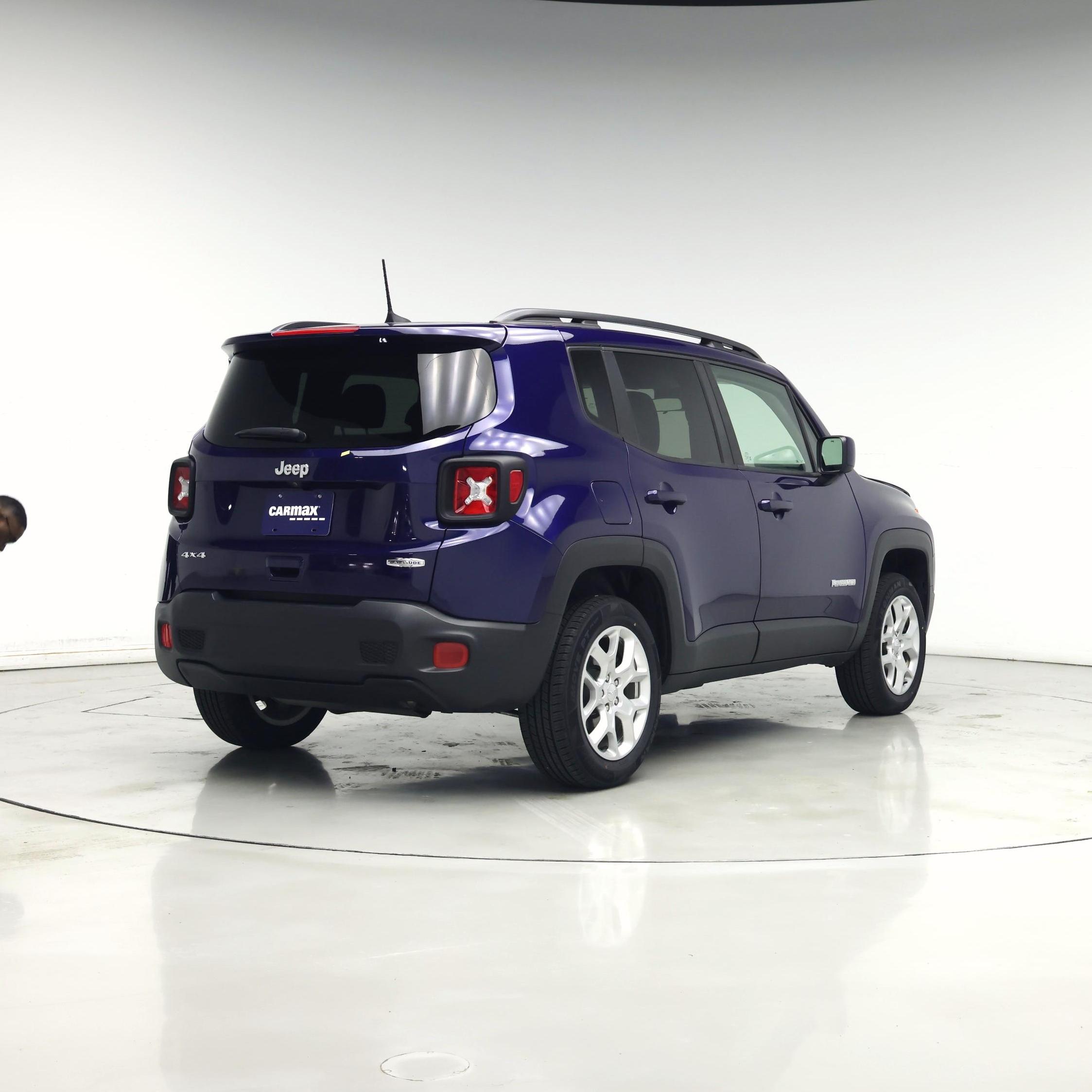 Thumbnail: 2018 Jeep Renegade - 8