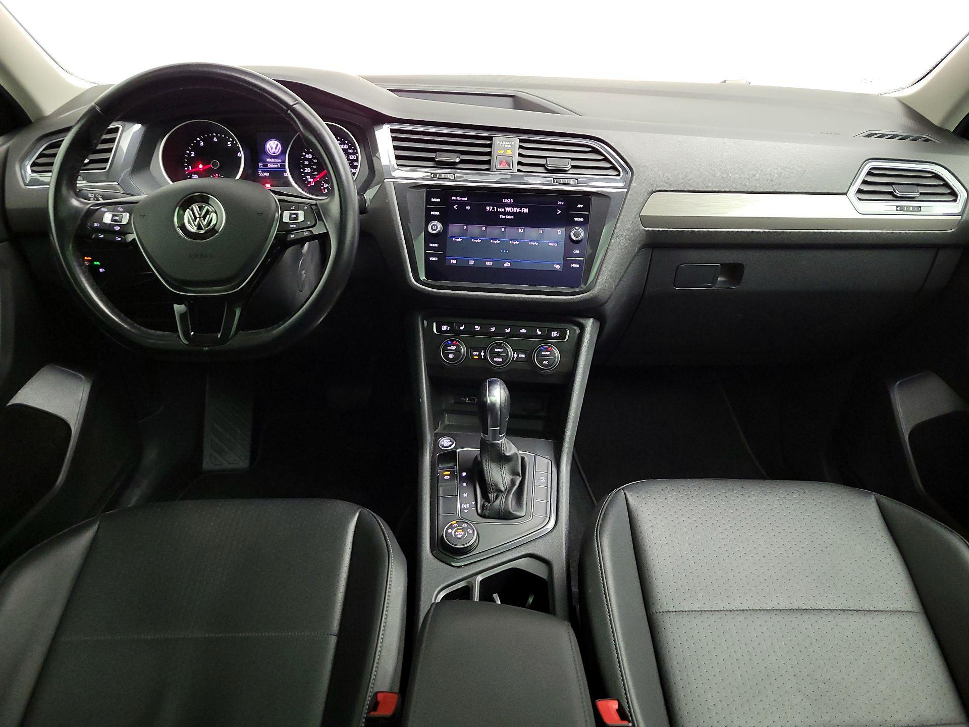 Thumbnail: 2019 Volkswagen Tiguan - 9