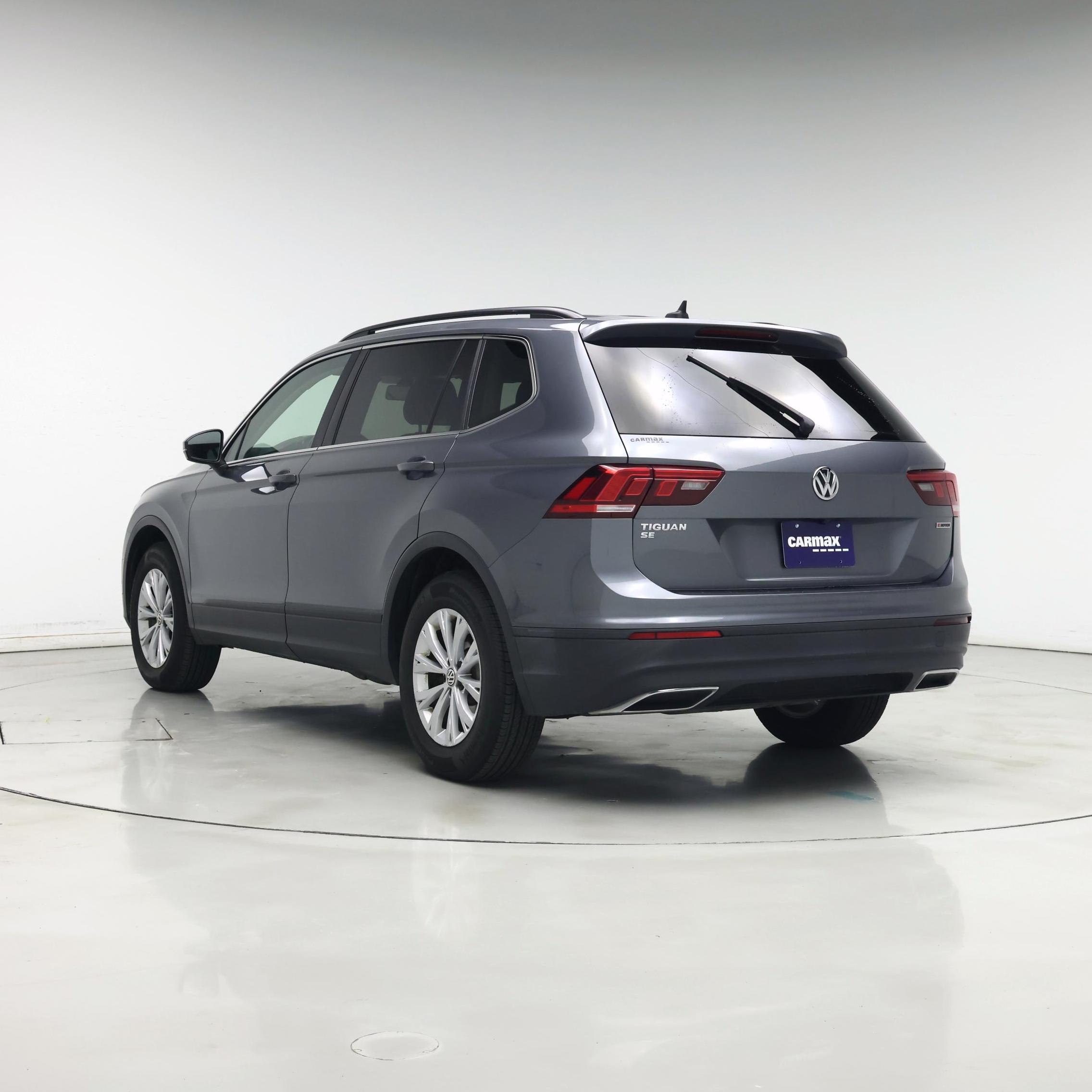 Thumbnail: 2019 Volkswagen Tiguan - 2