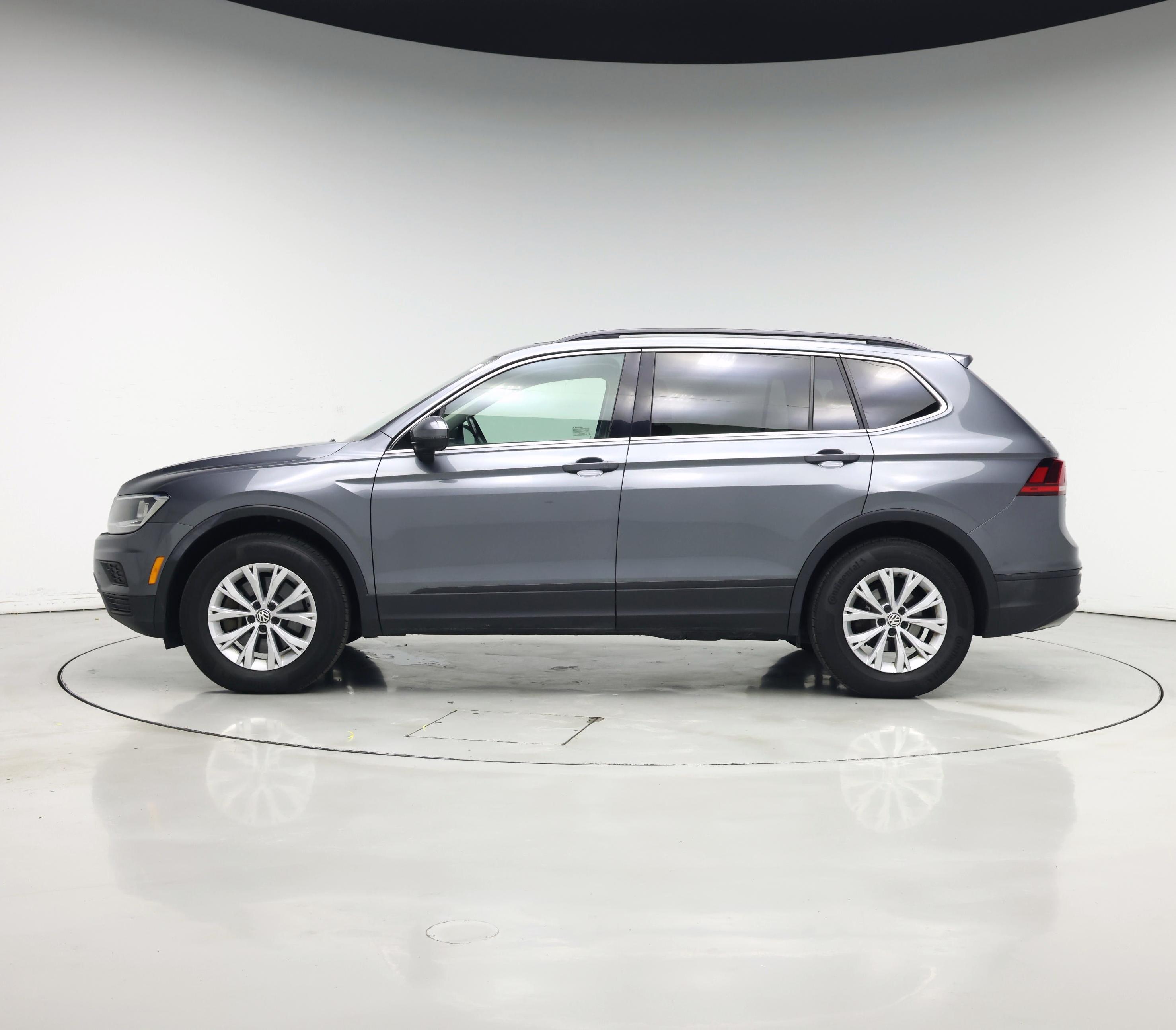 Thumbnail: 2019 Volkswagen Tiguan - 3