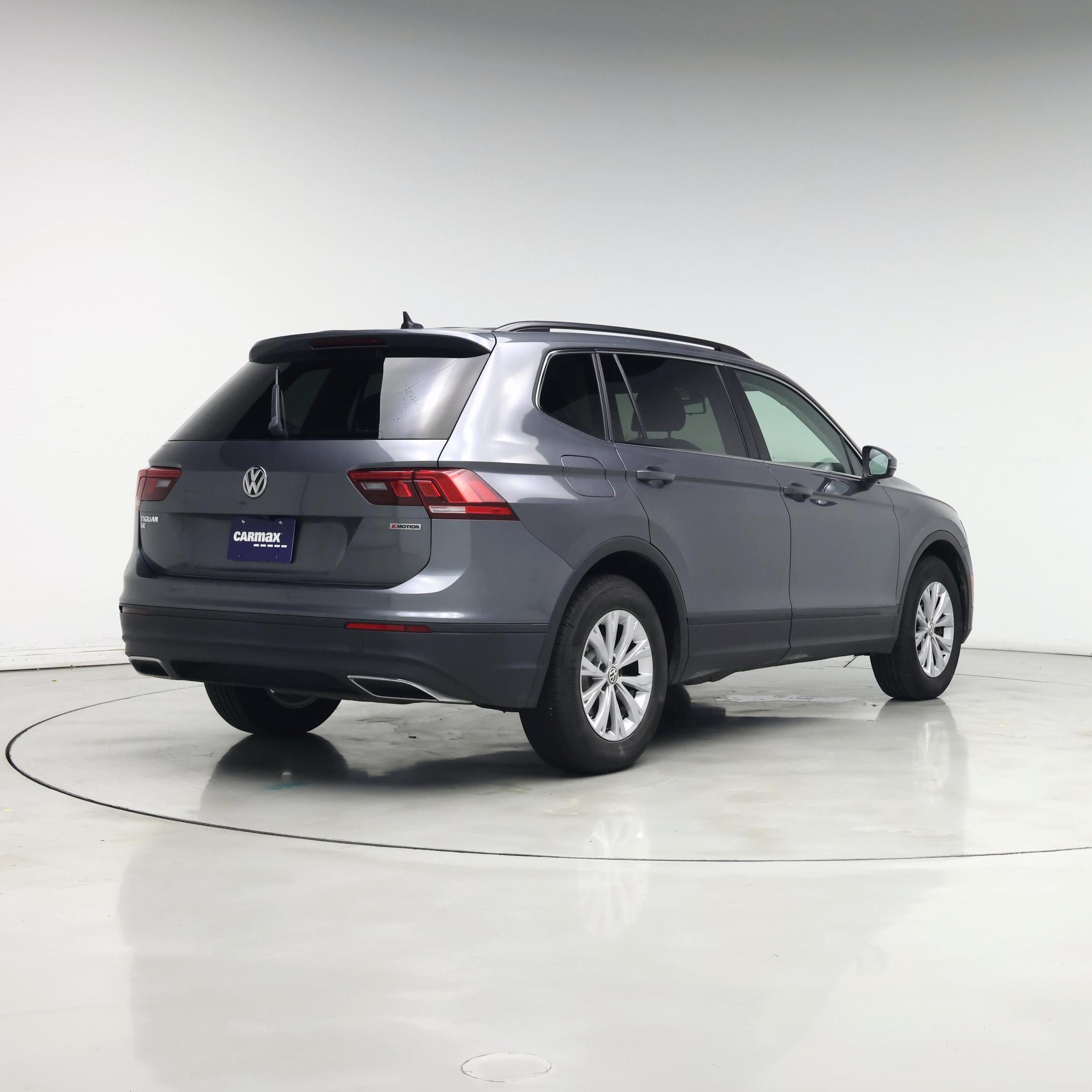 Thumbnail: 2019 Volkswagen Tiguan - 8