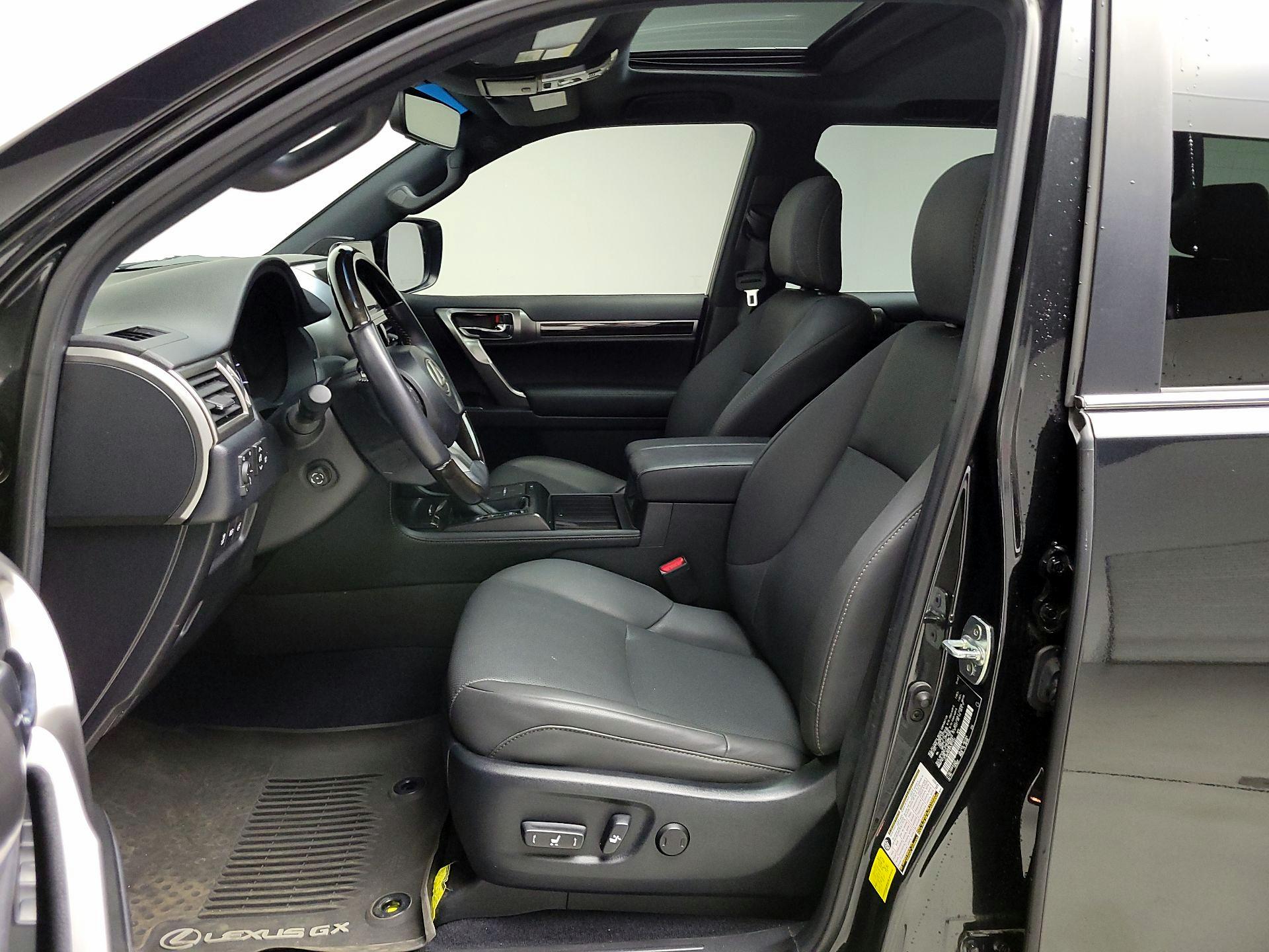 Thumbnail: 2023 Lexus GX - 11