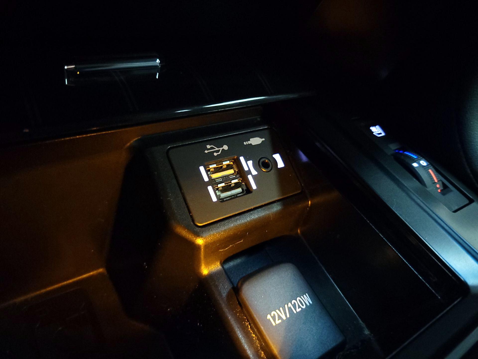 Thumbnail: 2023 Lexus GX - 19