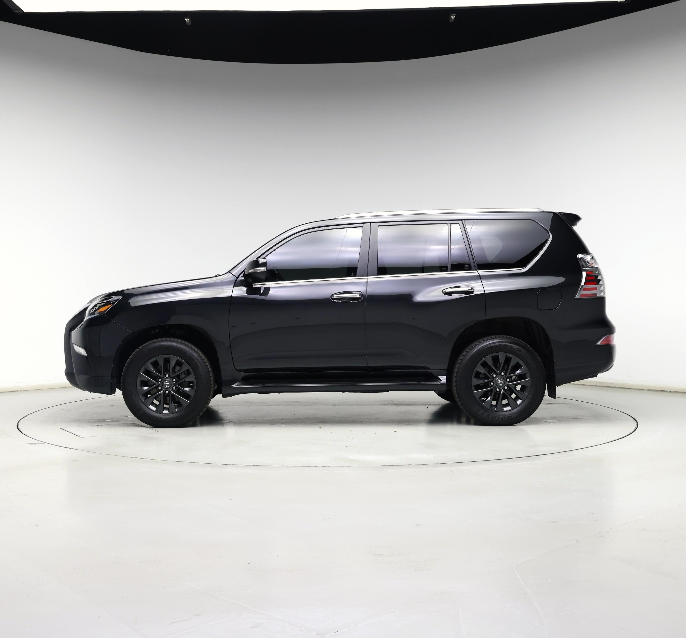 Thumbnail: 2023 Lexus GX - 3