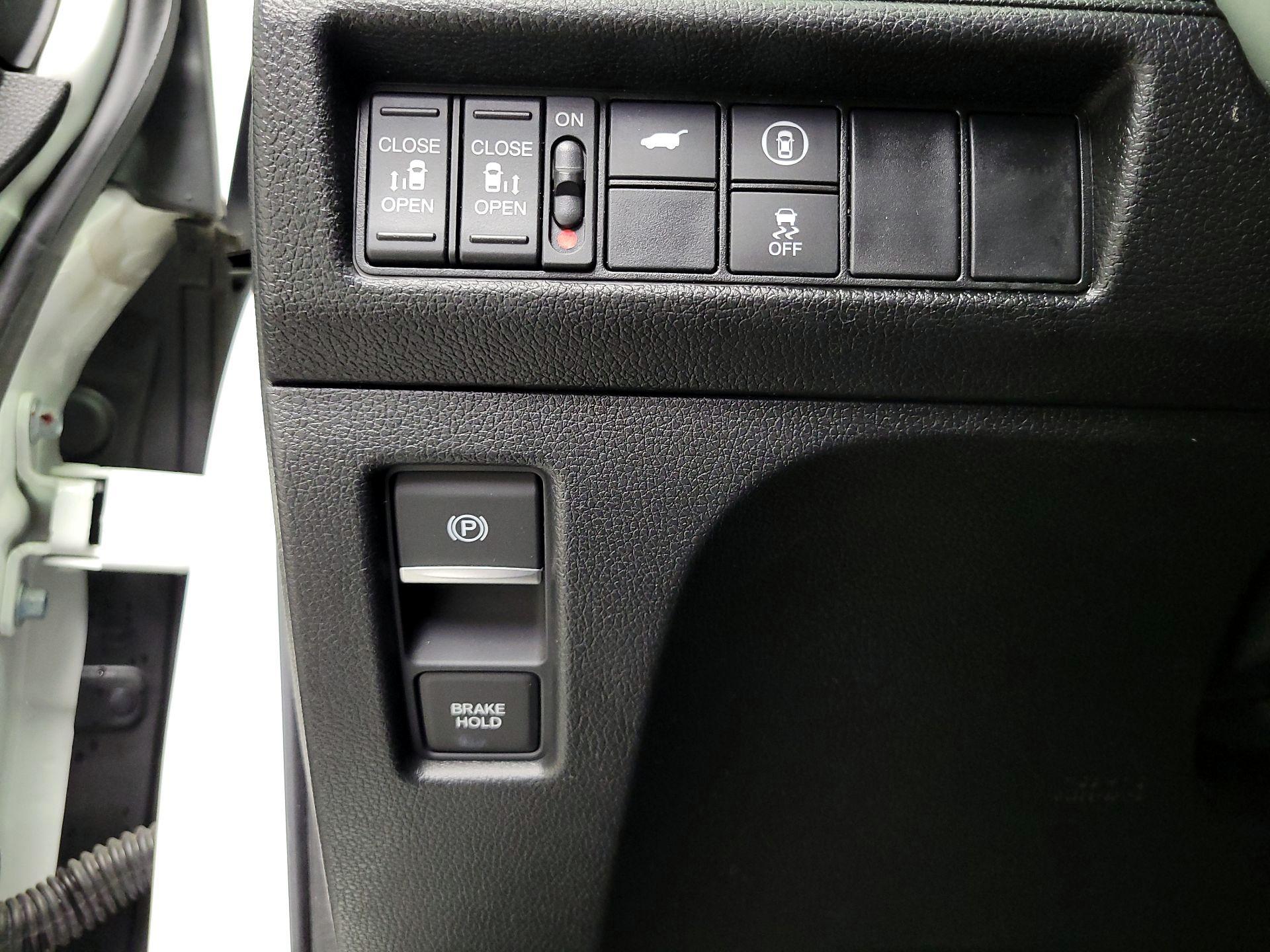 Thumbnail: 2021 Honda Odyssey - 13