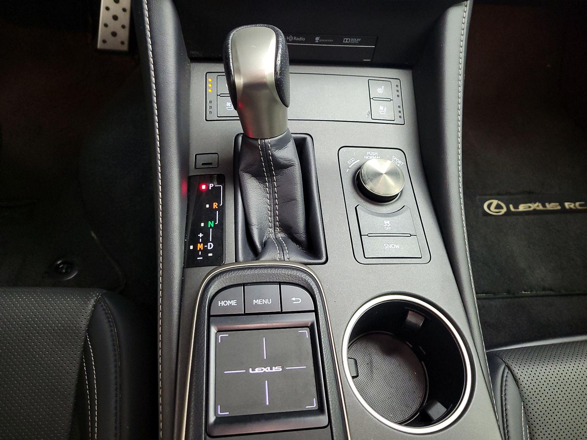 Thumbnail: 2015 Lexus RC - 16