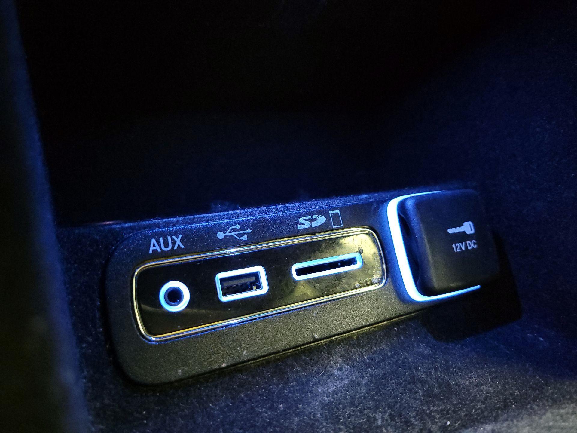 Thumbnail: 2017 Jeep Grand Cherokee - 18