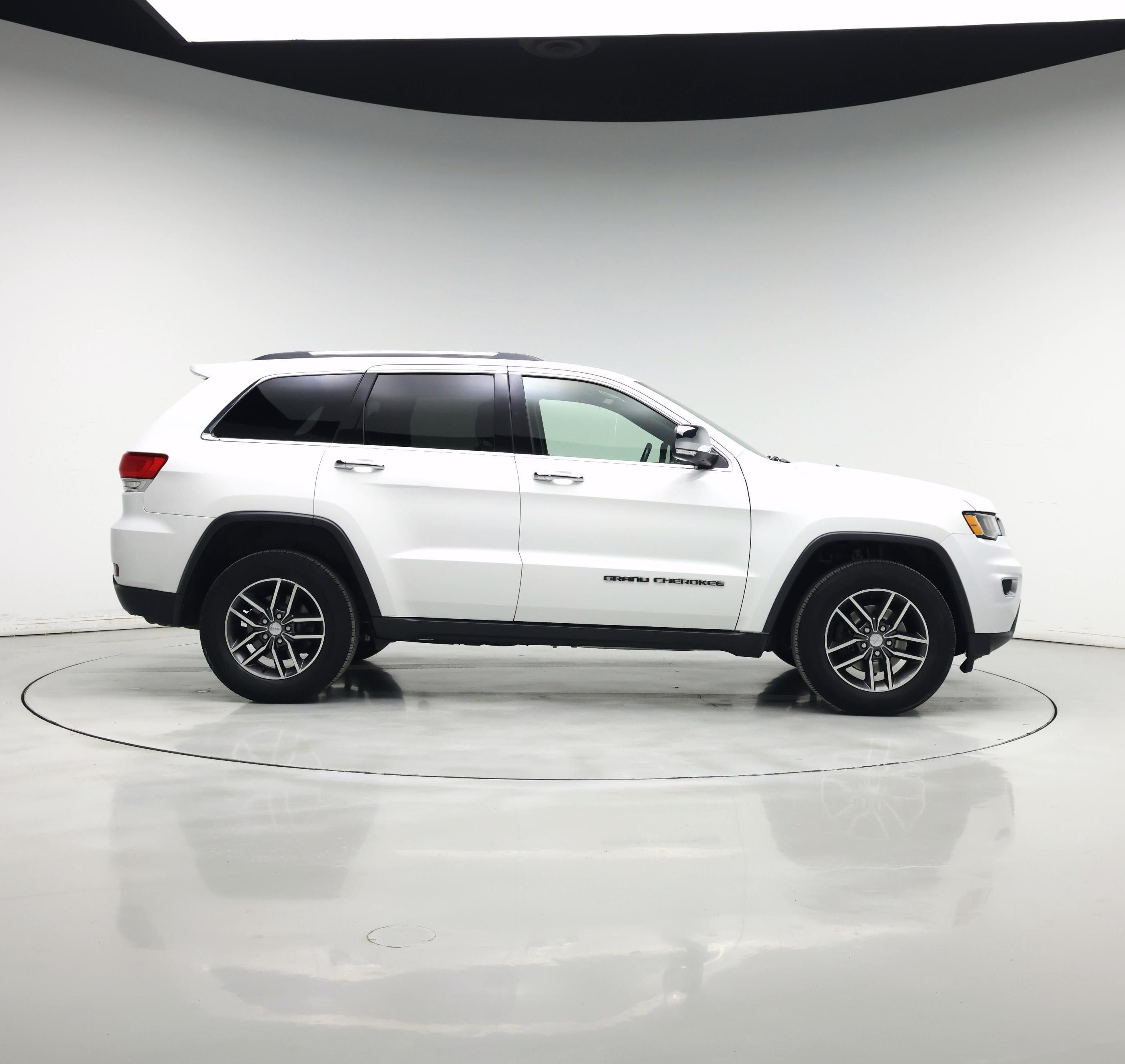 Thumbnail: 2017 Jeep Grand Cherokee - 7