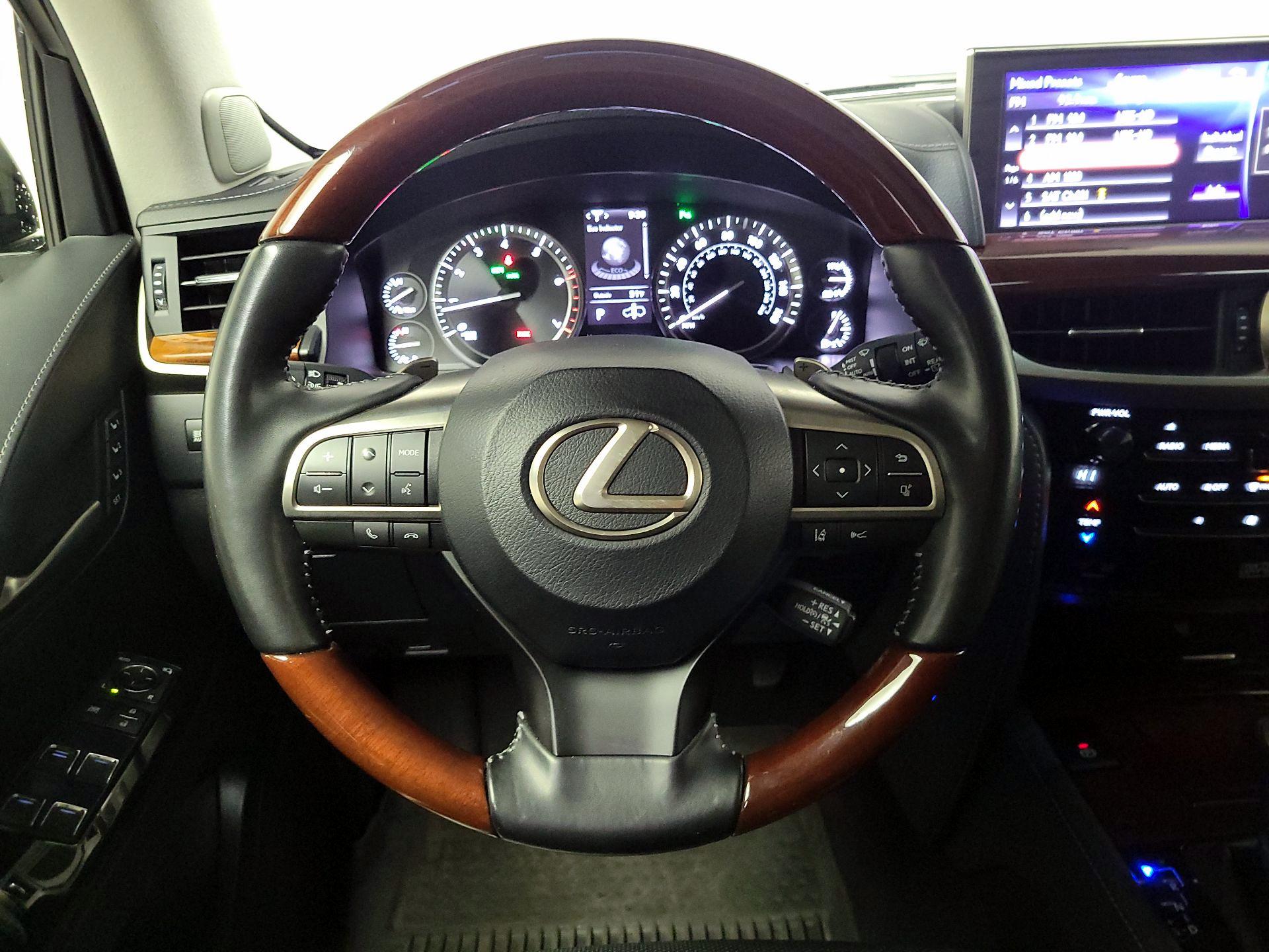 Thumbnail: 2021 Lexus LX - 10