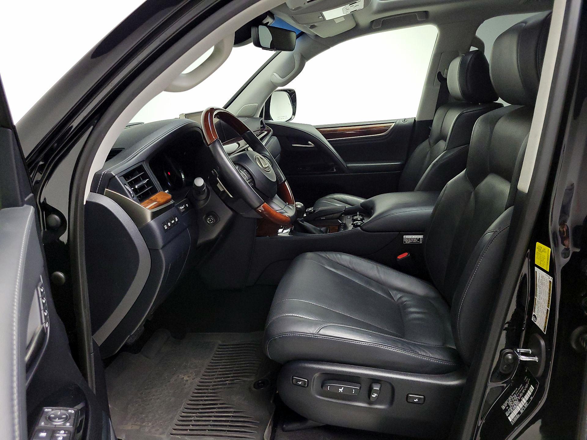 Thumbnail: 2021 Lexus LX - 11