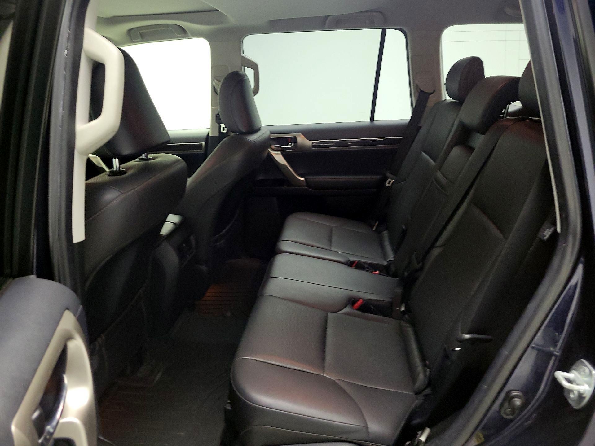 Thumbnail: 2017 Lexus GX - 17