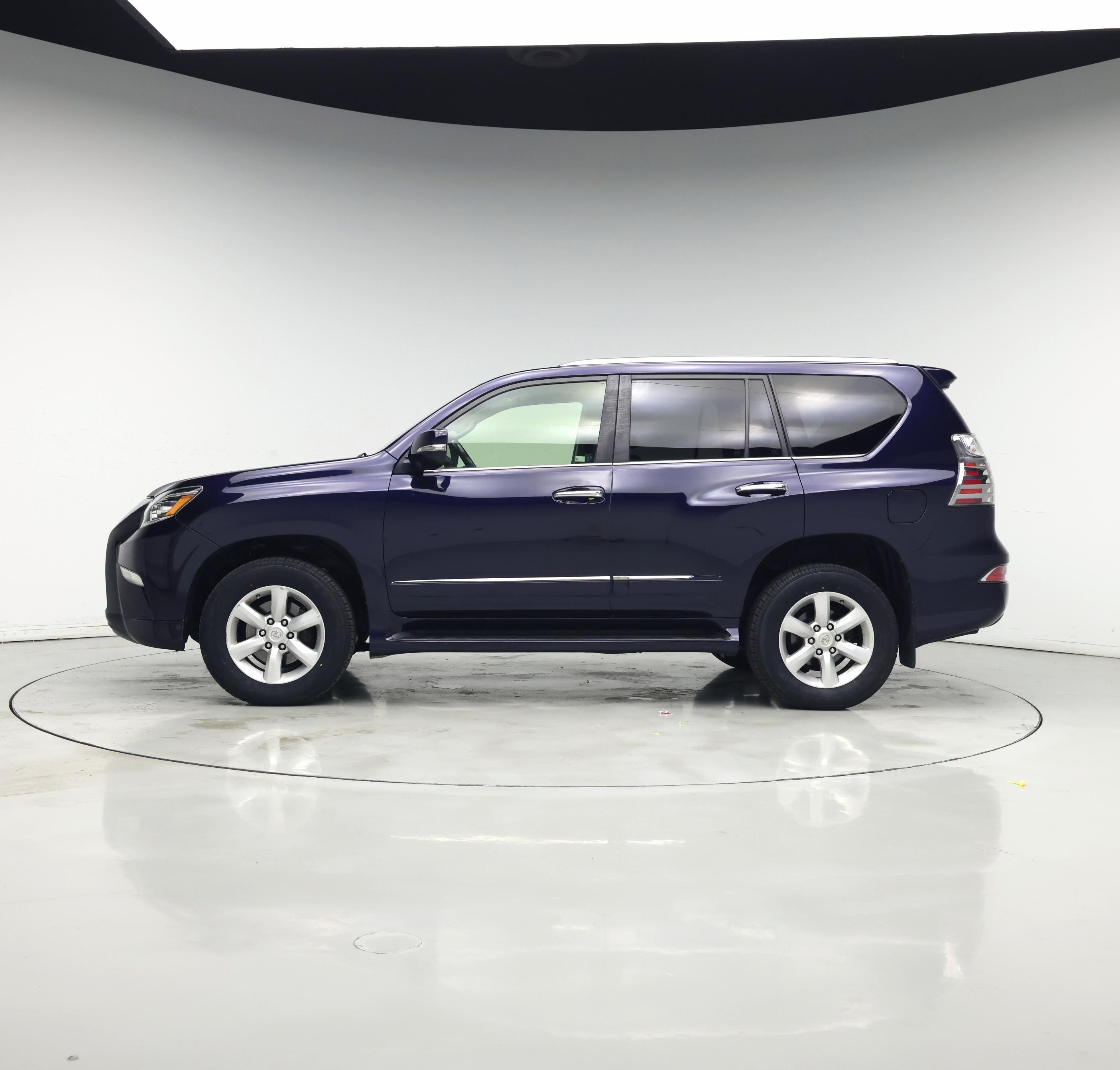 Thumbnail: 2017 Lexus GX - 3