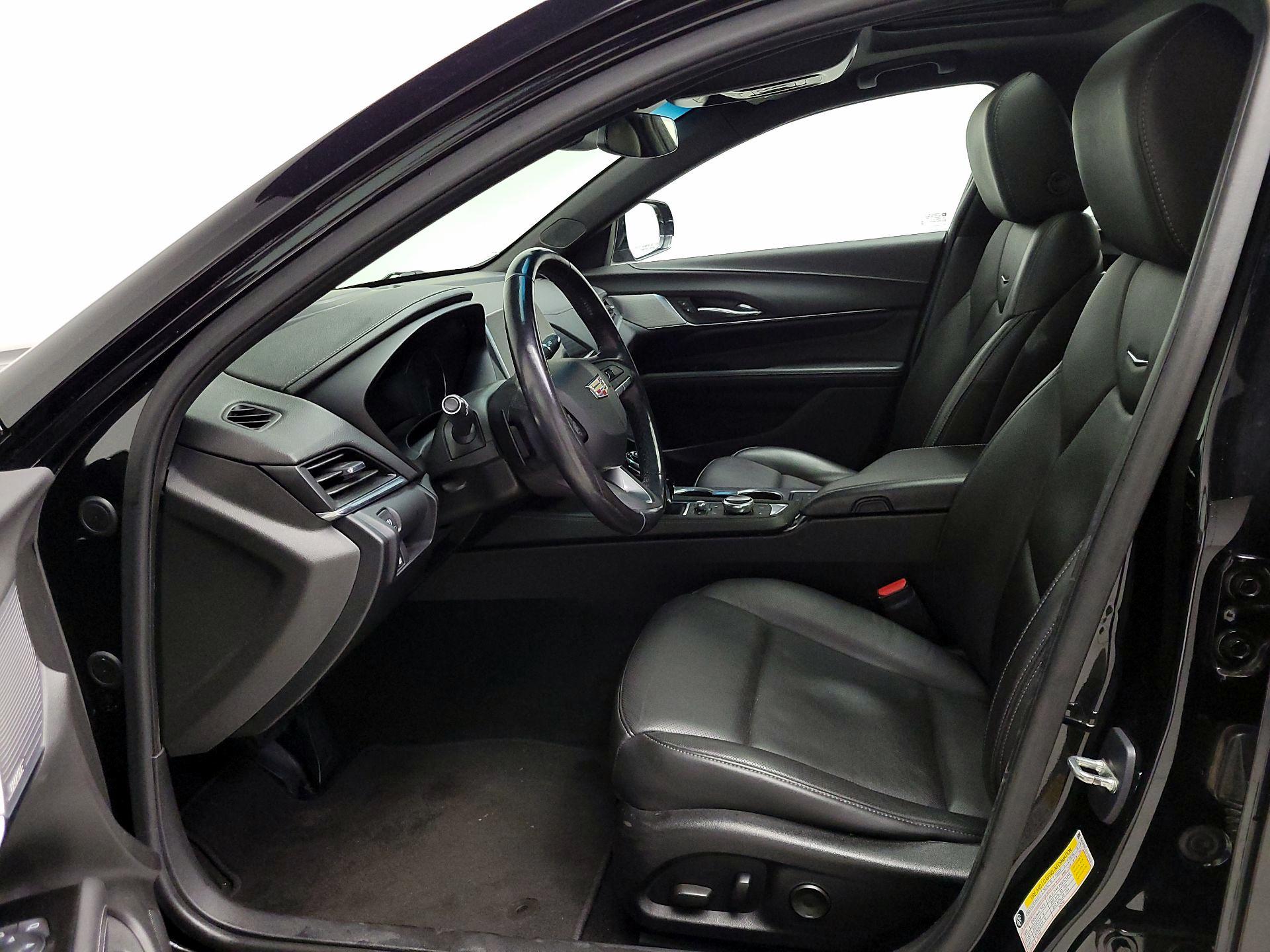 Thumbnail: 2020 Cadillac CT4 - 11