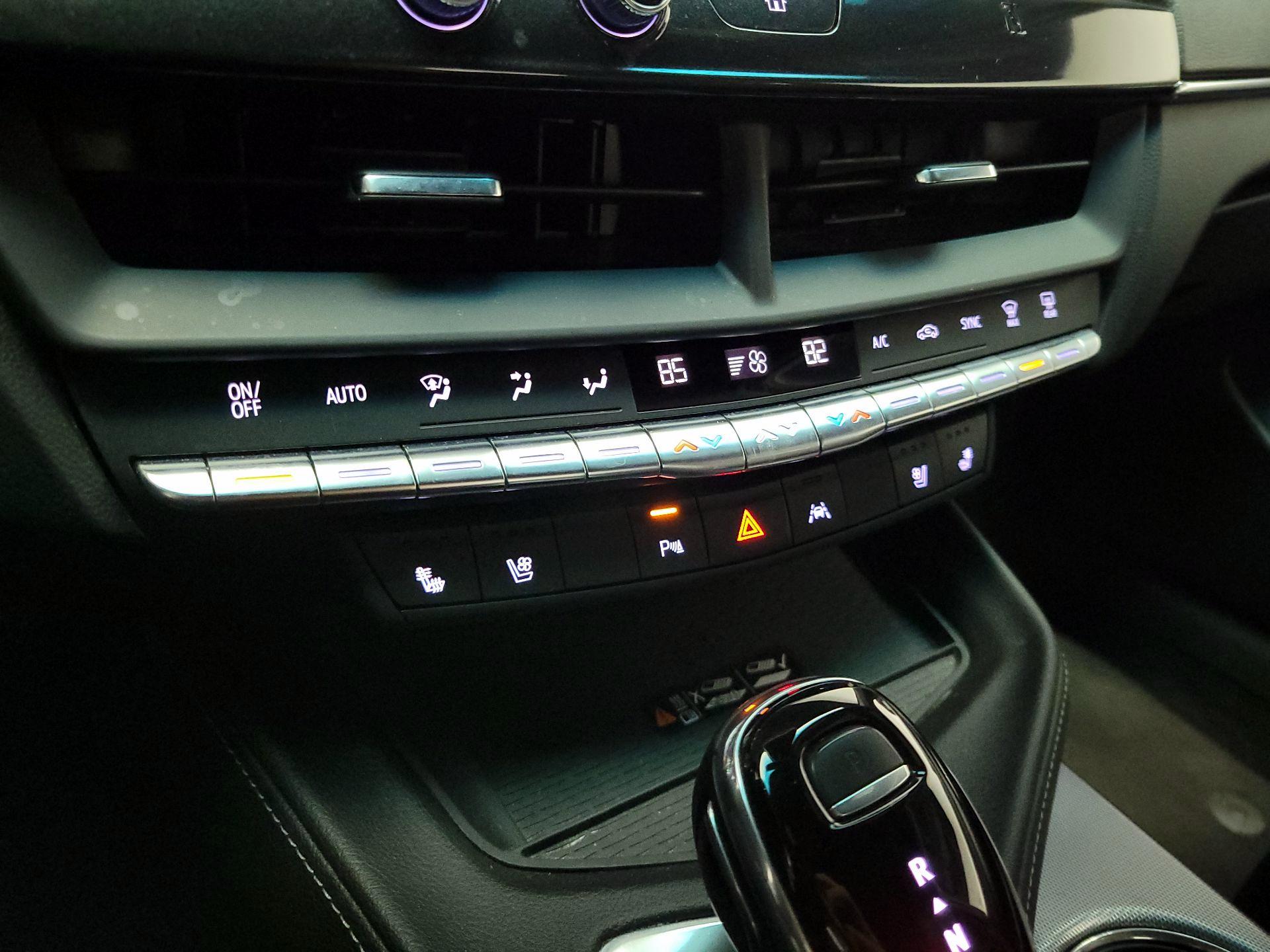 Thumbnail: 2020 Cadillac CT4 - 17