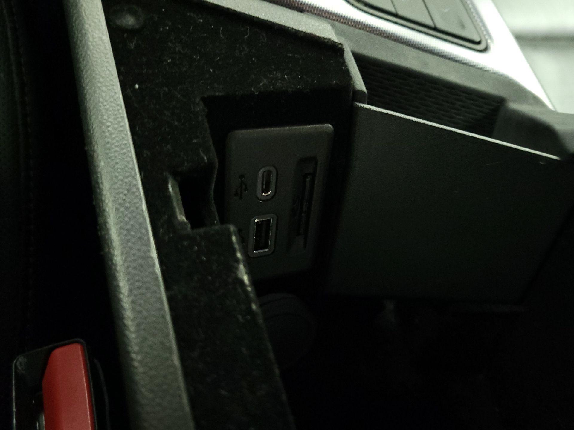 Thumbnail: 2020 Cadillac CT4 - 19