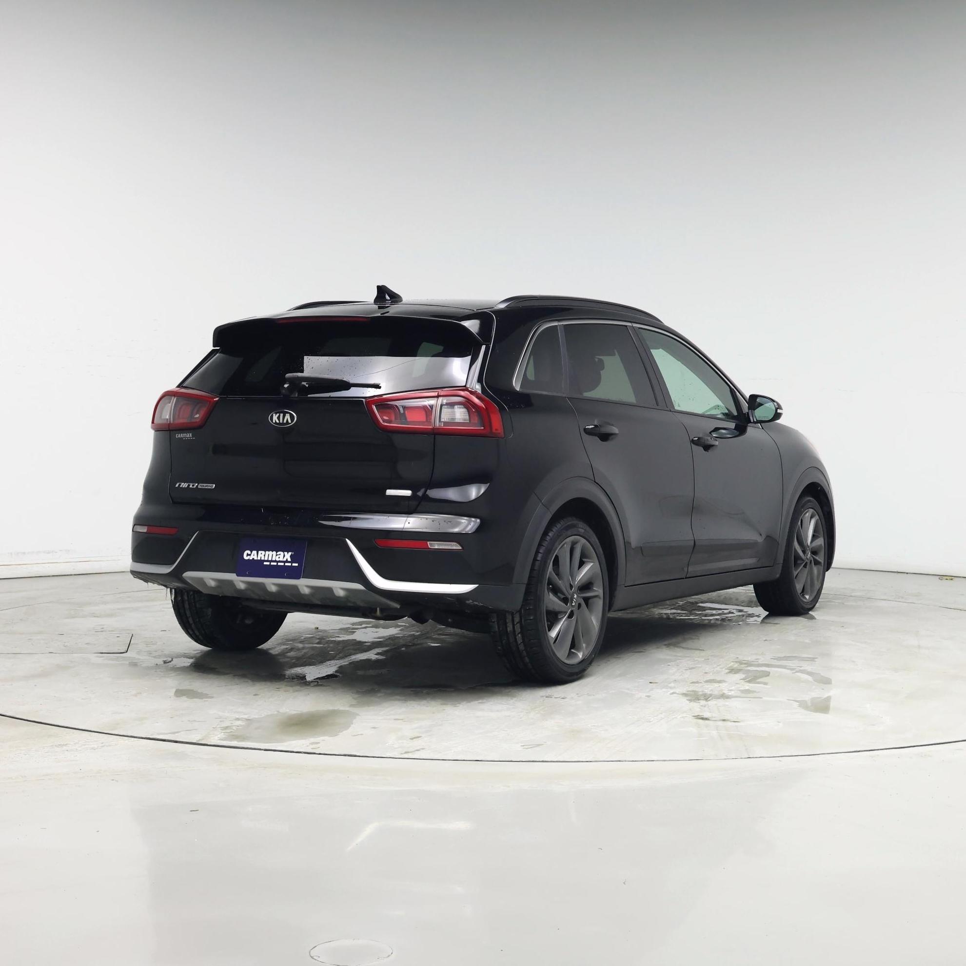 Thumbnail: 2017 Kia Niro - 8