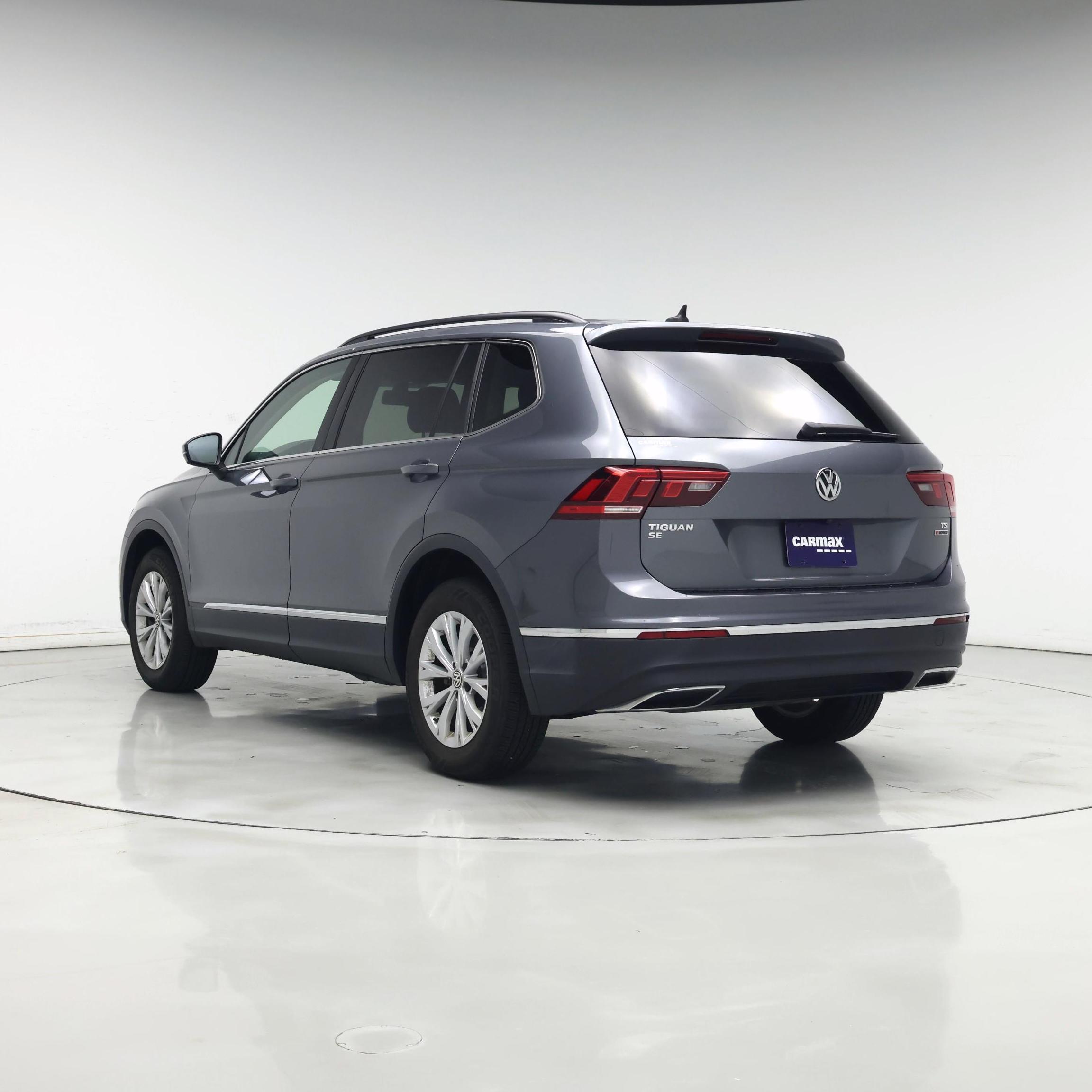 Thumbnail: 2018 Volkswagen Tiguan - 2