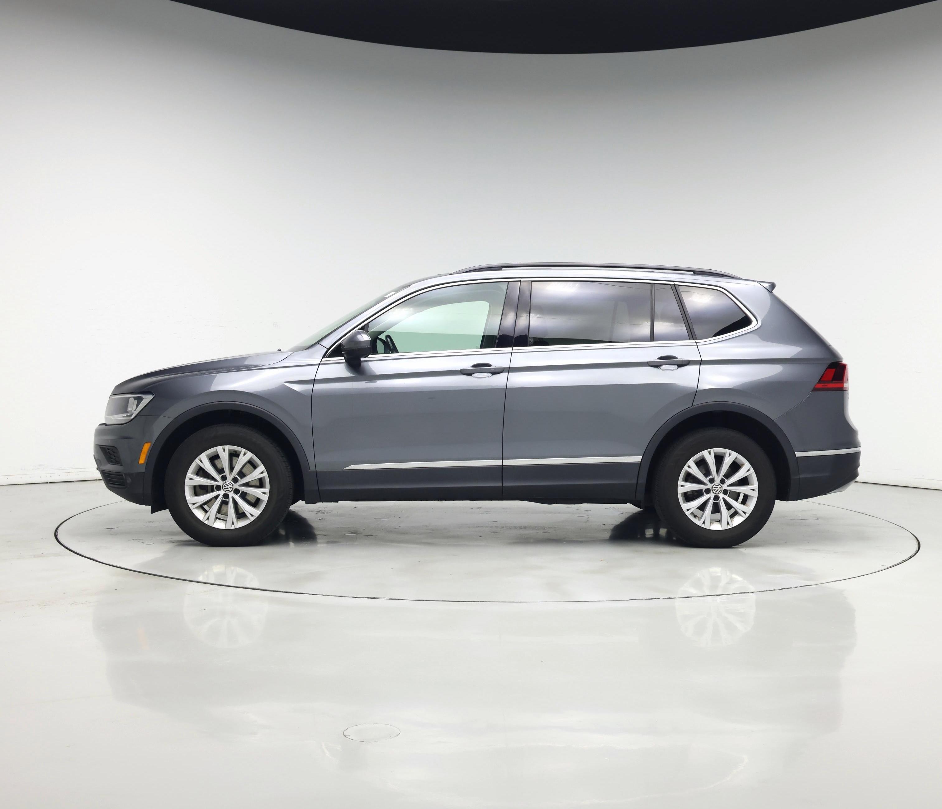 Thumbnail: 2018 Volkswagen Tiguan - 3