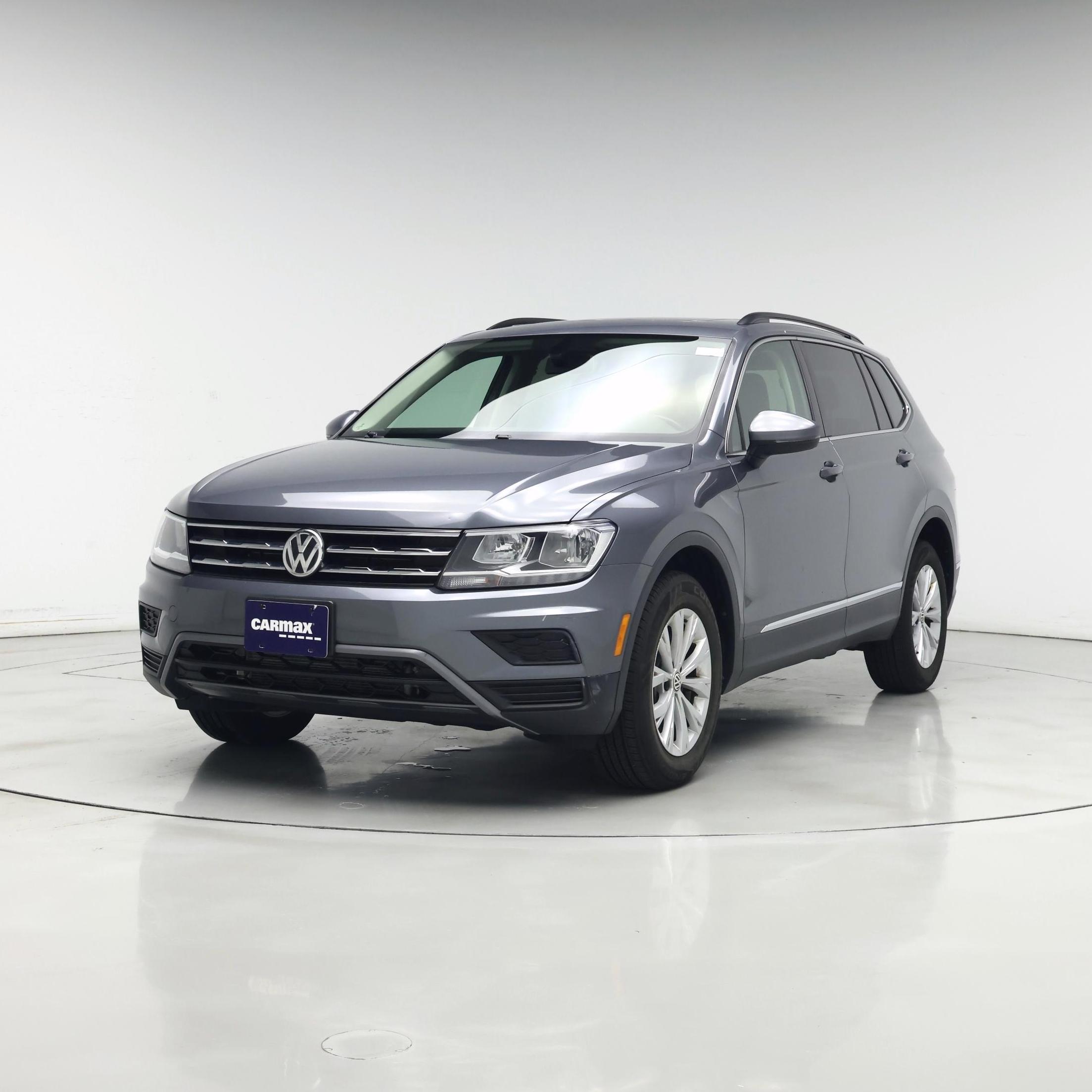 Thumbnail: 2018 Volkswagen Tiguan - 4