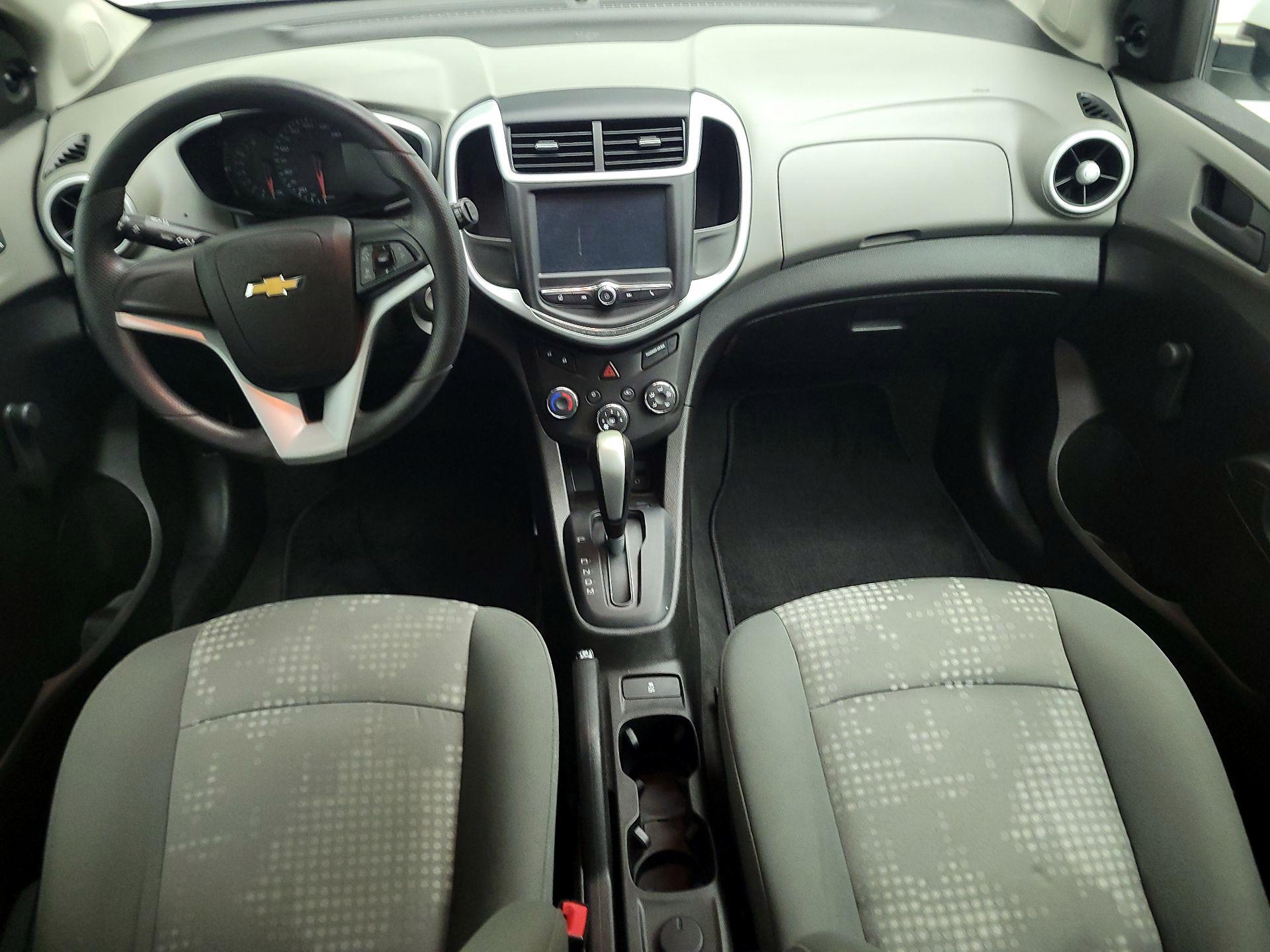 Thumbnail: 2017 Chevrolet Sonic - 9